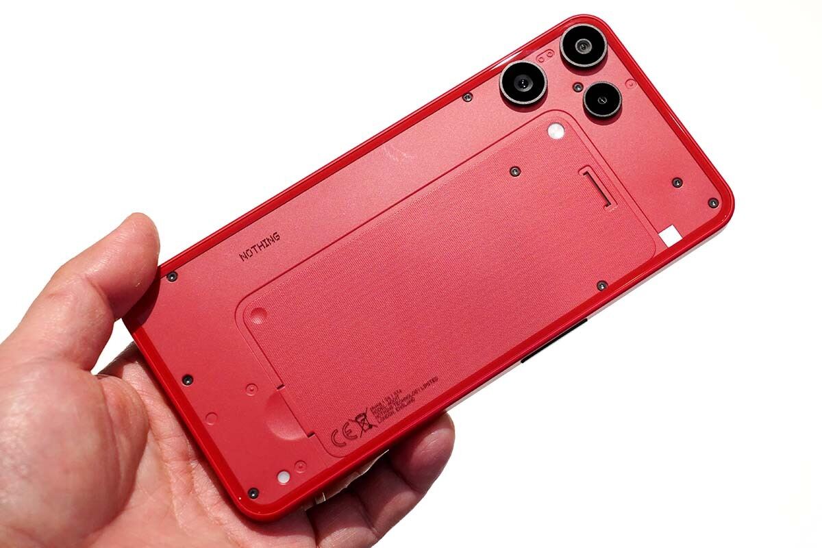 Nothing、42,800円の透明スマホ「Phone (3a) Lite」 おサイフ対応