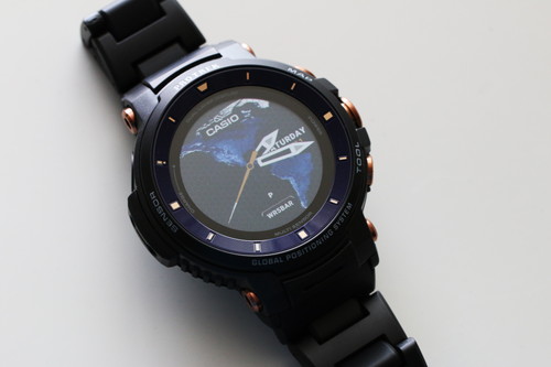 コンセプトは「アーバンアウトドア」 - 【写真で見る】PRO TREK Smart