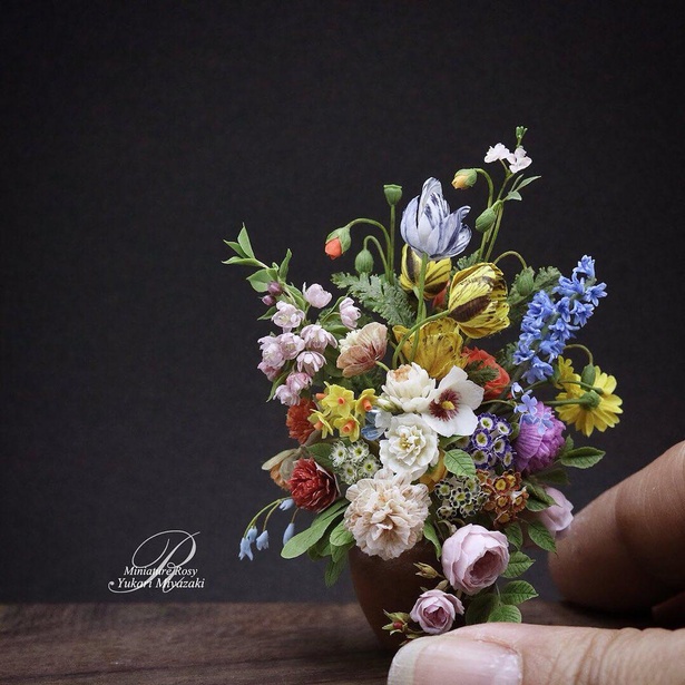 花の美しさを閉じ込めるー“神の手”を持つ作家が語る、ミニチュア