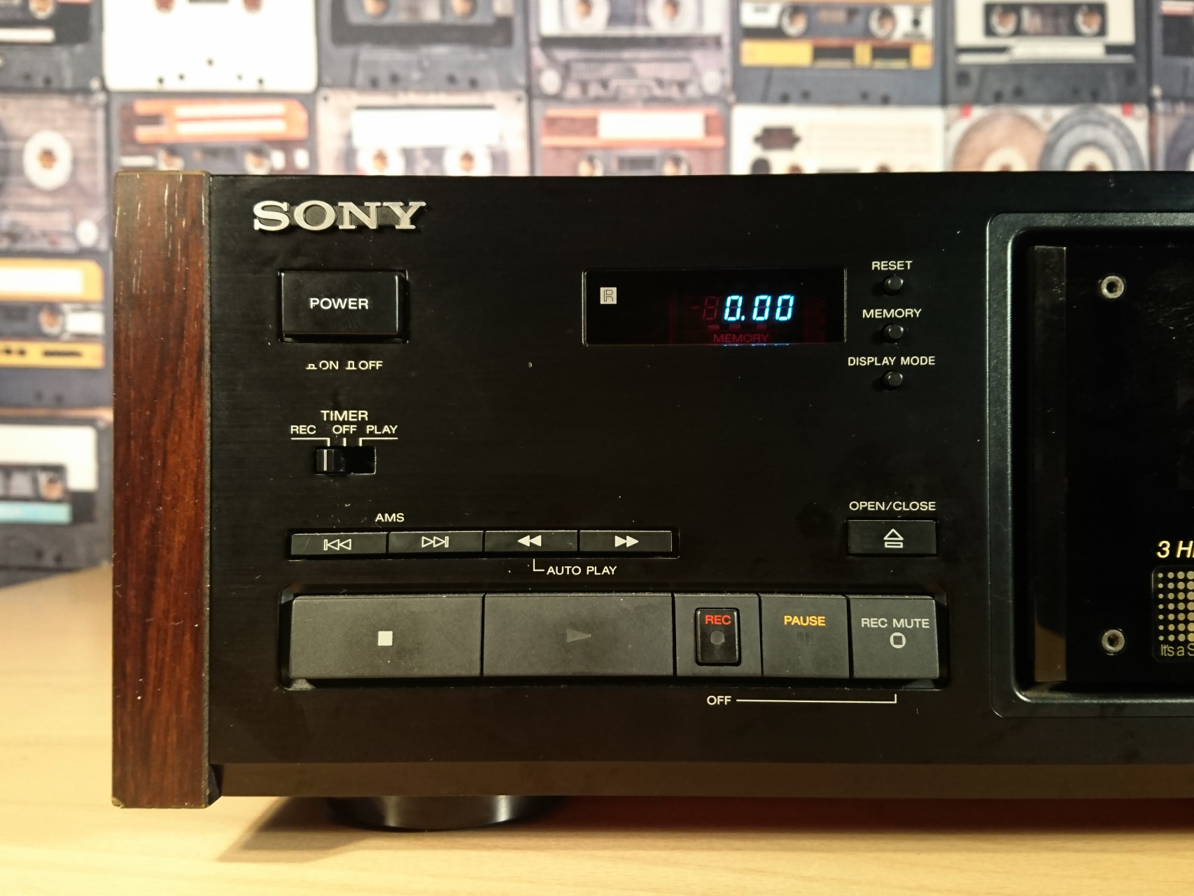 SONY TC-K555ESG 外観・内部の様子を実機の画像で紹介 | スーパー