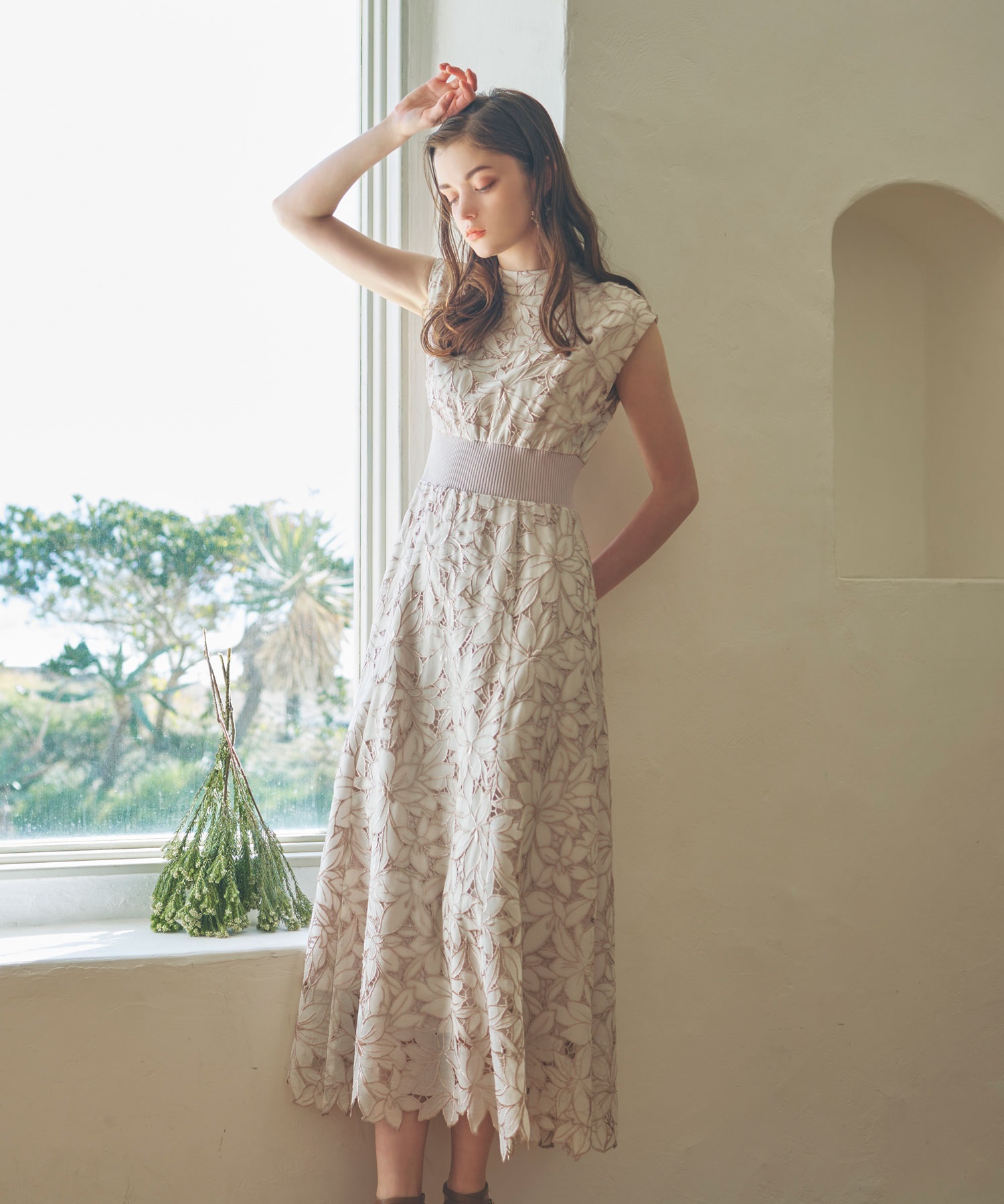 カッティングレースワンピース | ロングワンピース | NOELA OFFICIAL