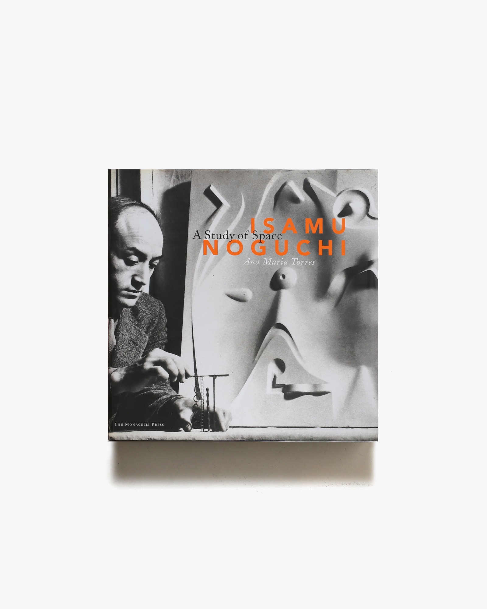 Isamu Noguchi: A Study of Space | イサム・ノグチ | nostos books