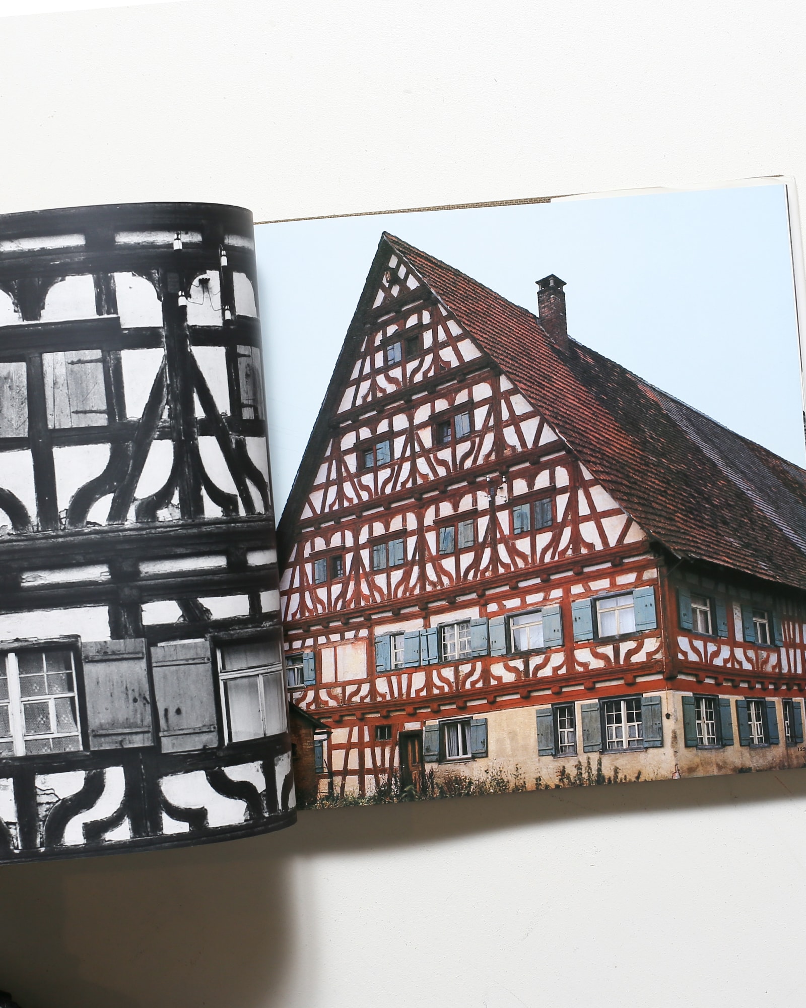 木の民家 ヨーロッパ | 二川幸夫 | nostos books ノストスブックス