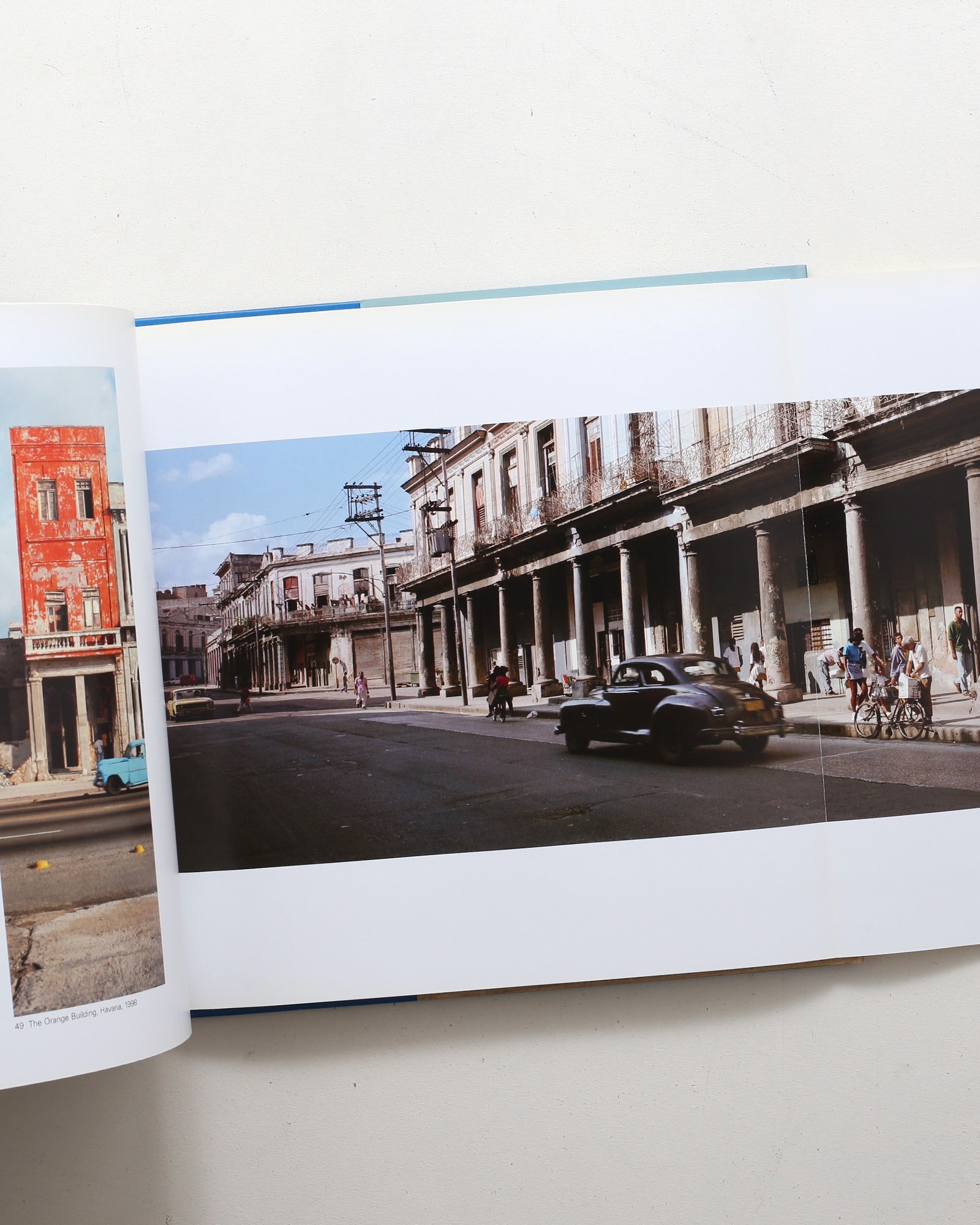 Pictures From the Surface of the Earth | Wim Wenders ヴィム