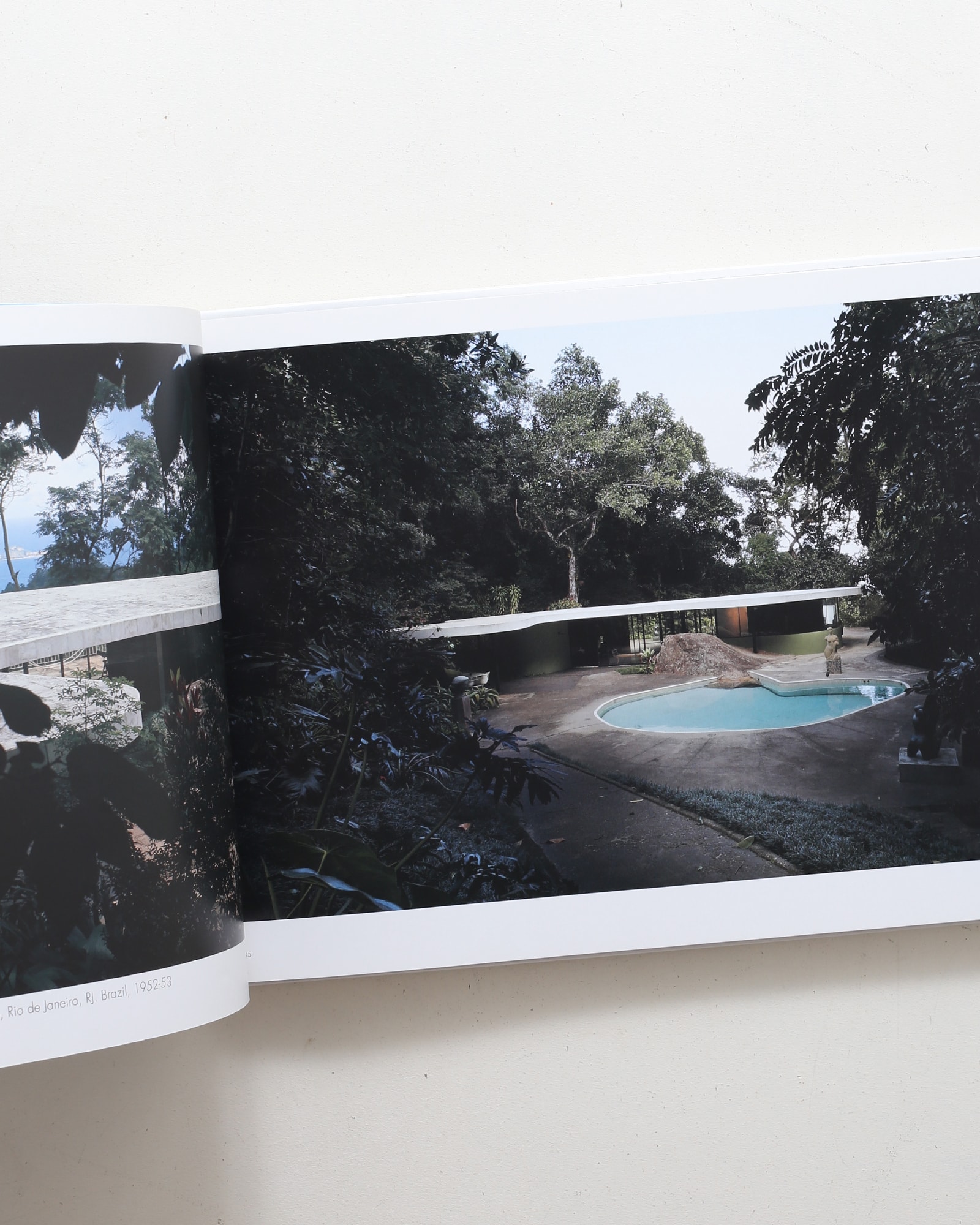 オスカー・ニーマイヤー 形と空間 Oscar Niemeyer: Form & Space