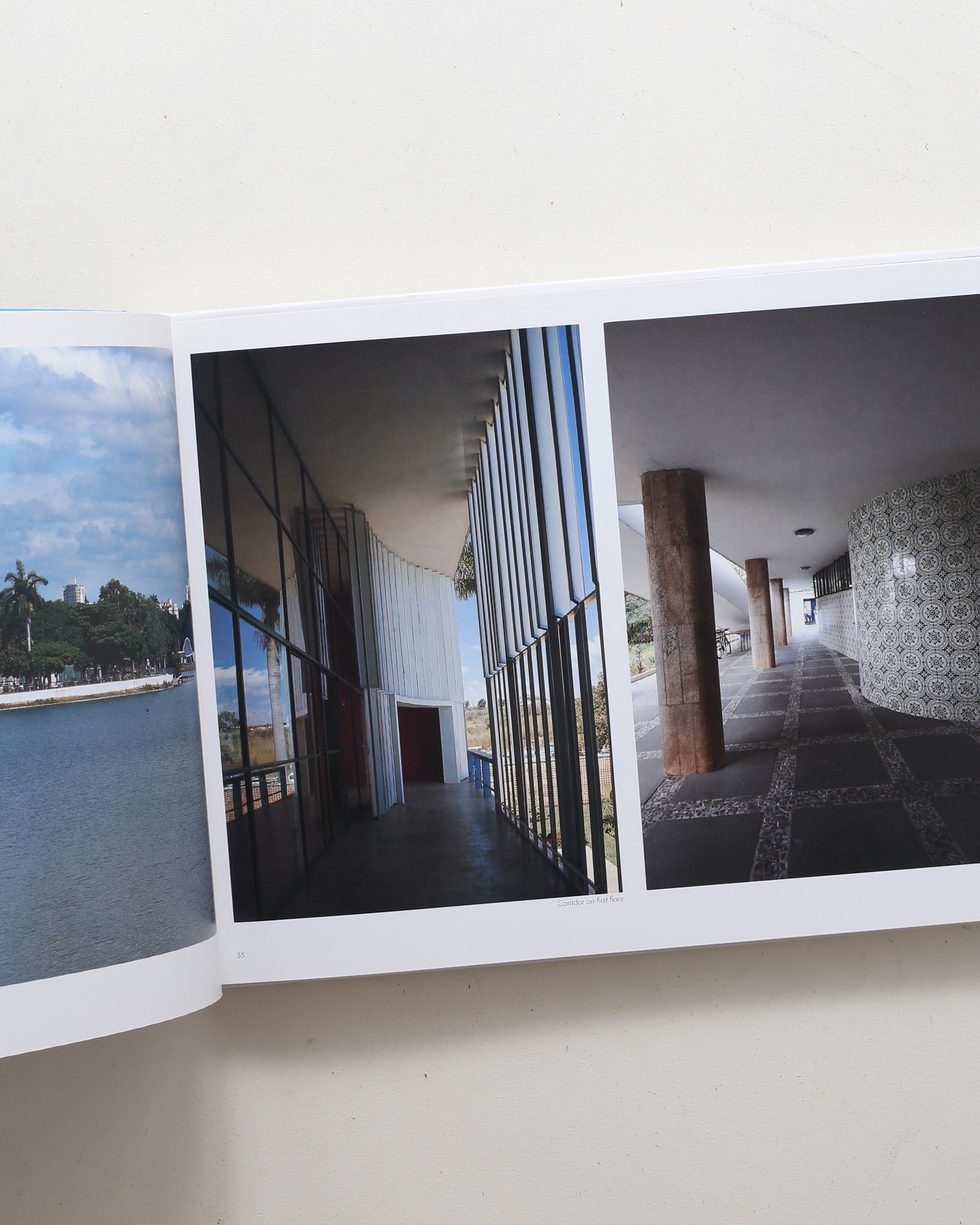 アート・デザイン・音楽 Oscar Niemeiyer Form & Space アート