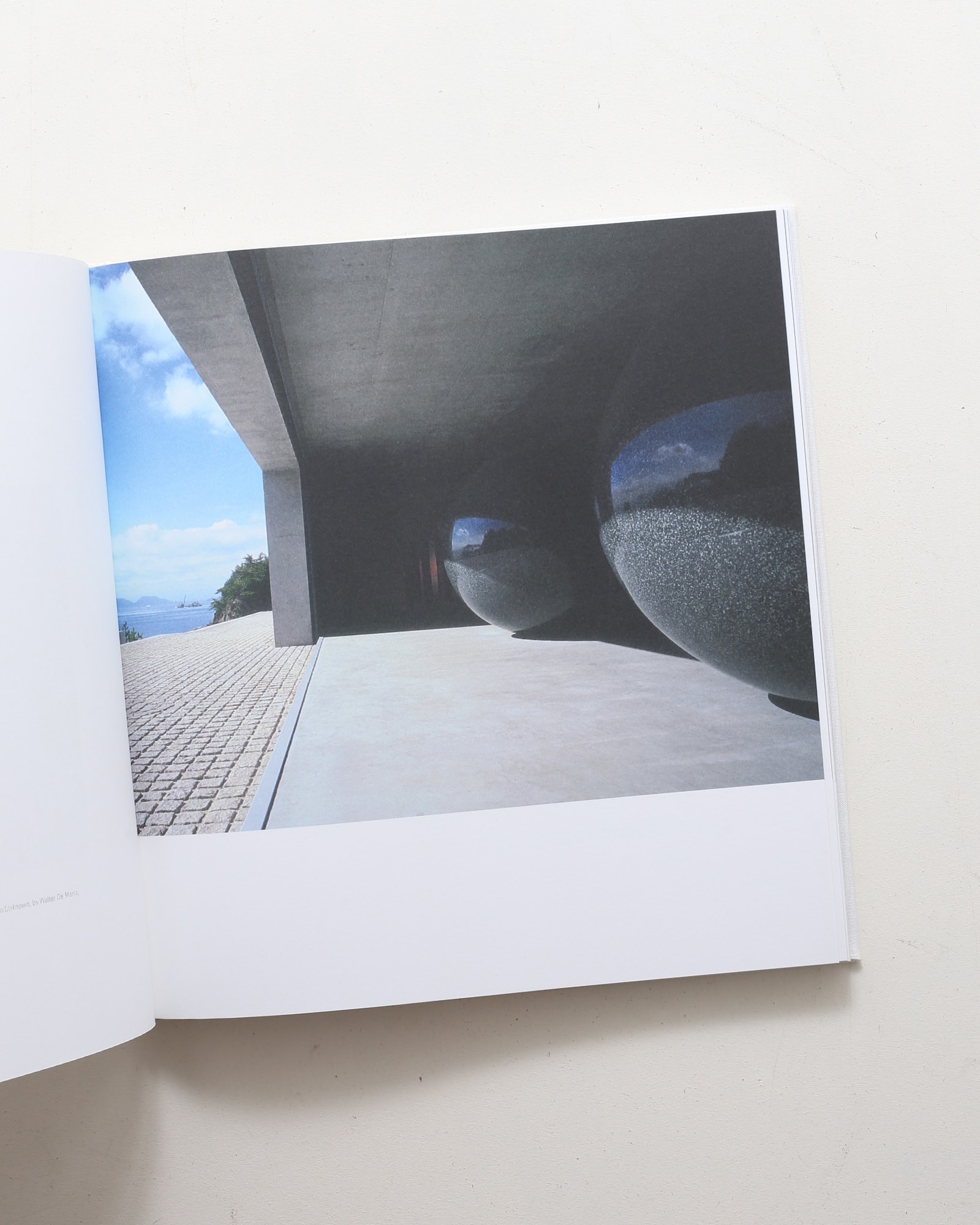 Naoshima Nature, Art, Architecture | Naoya Hatakeyama、Osamu