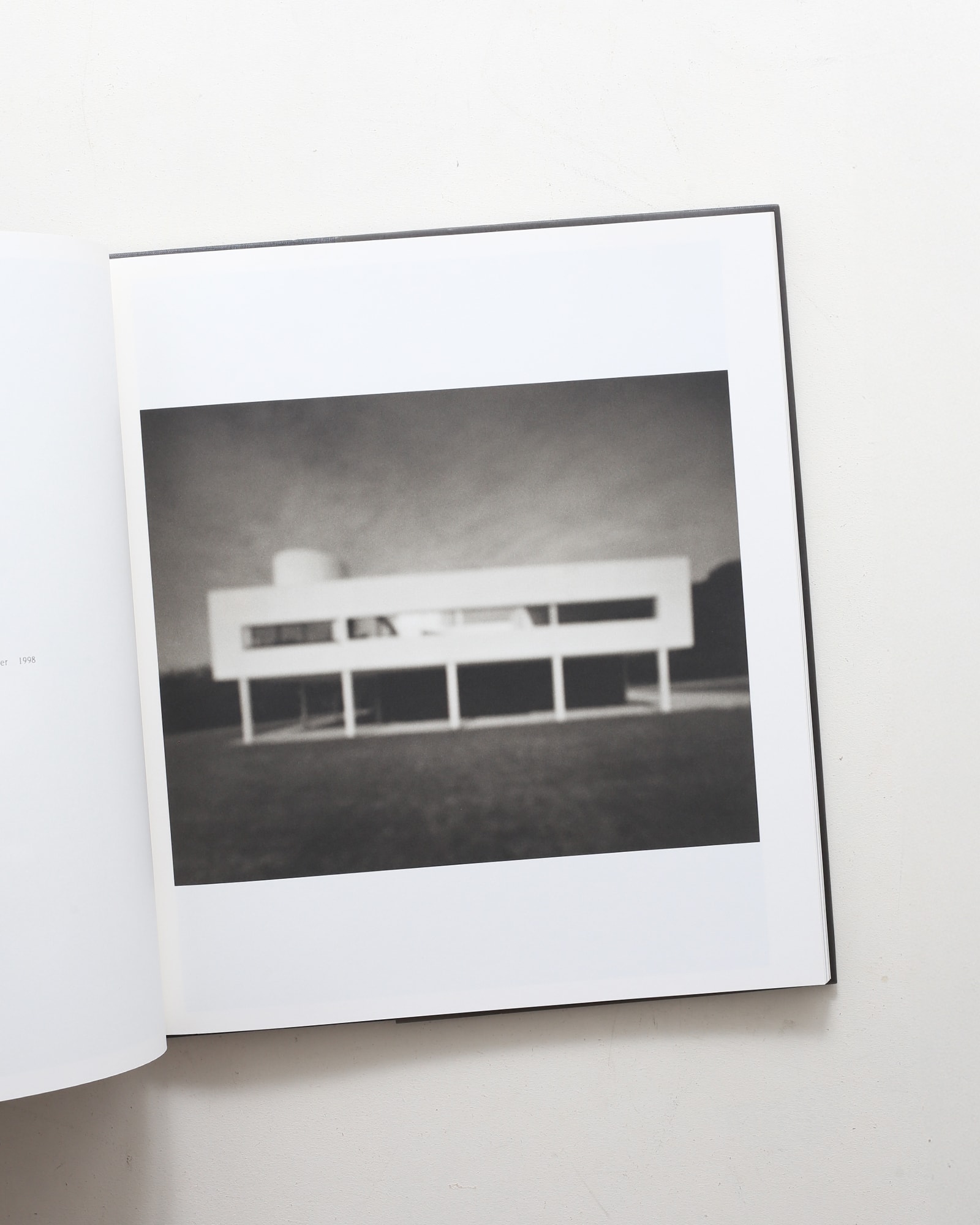 Architecture of Time | Hiroshi Sugimoto | nostos books ノストス