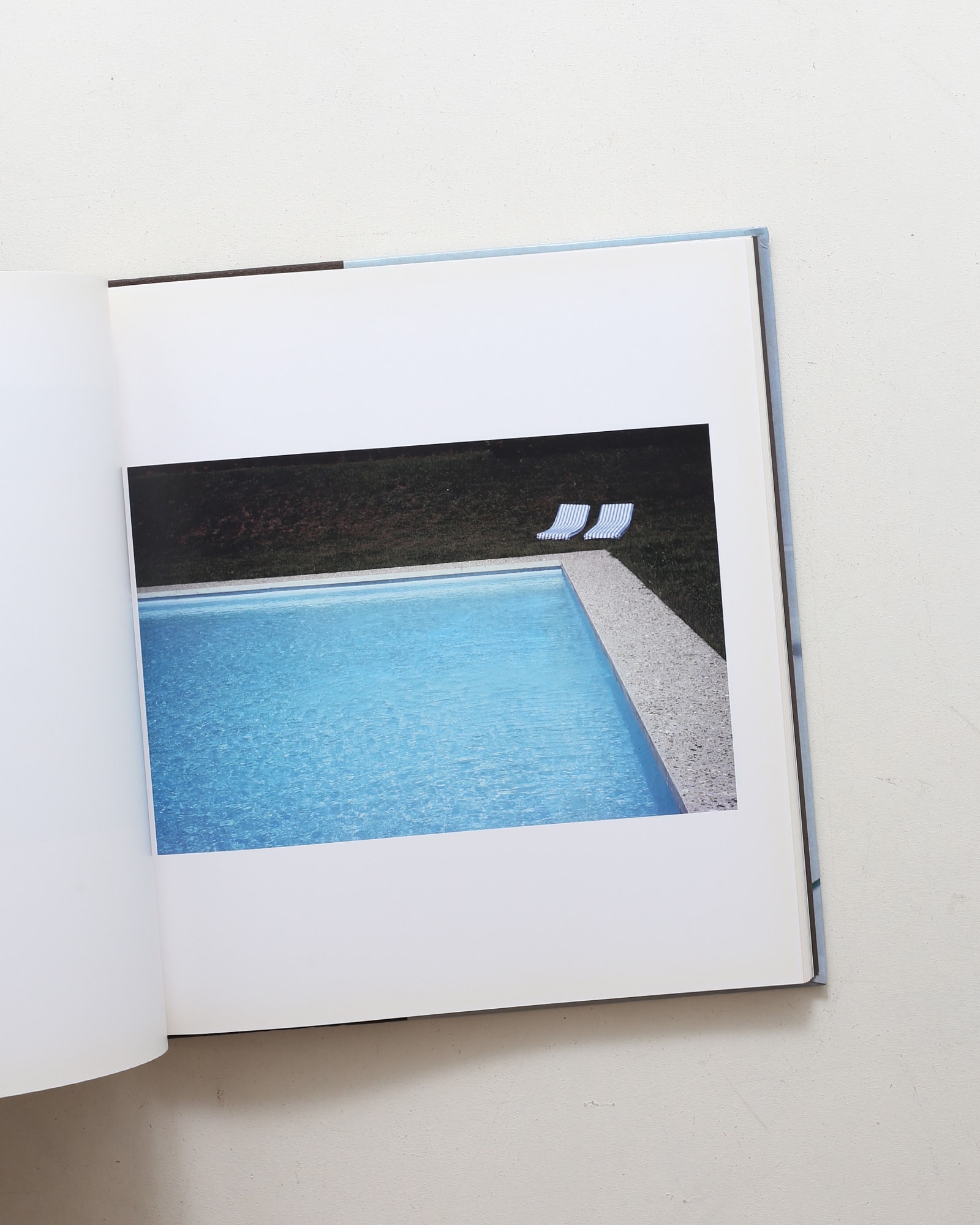 Guy Bourdin | nostos books ノストスブックス