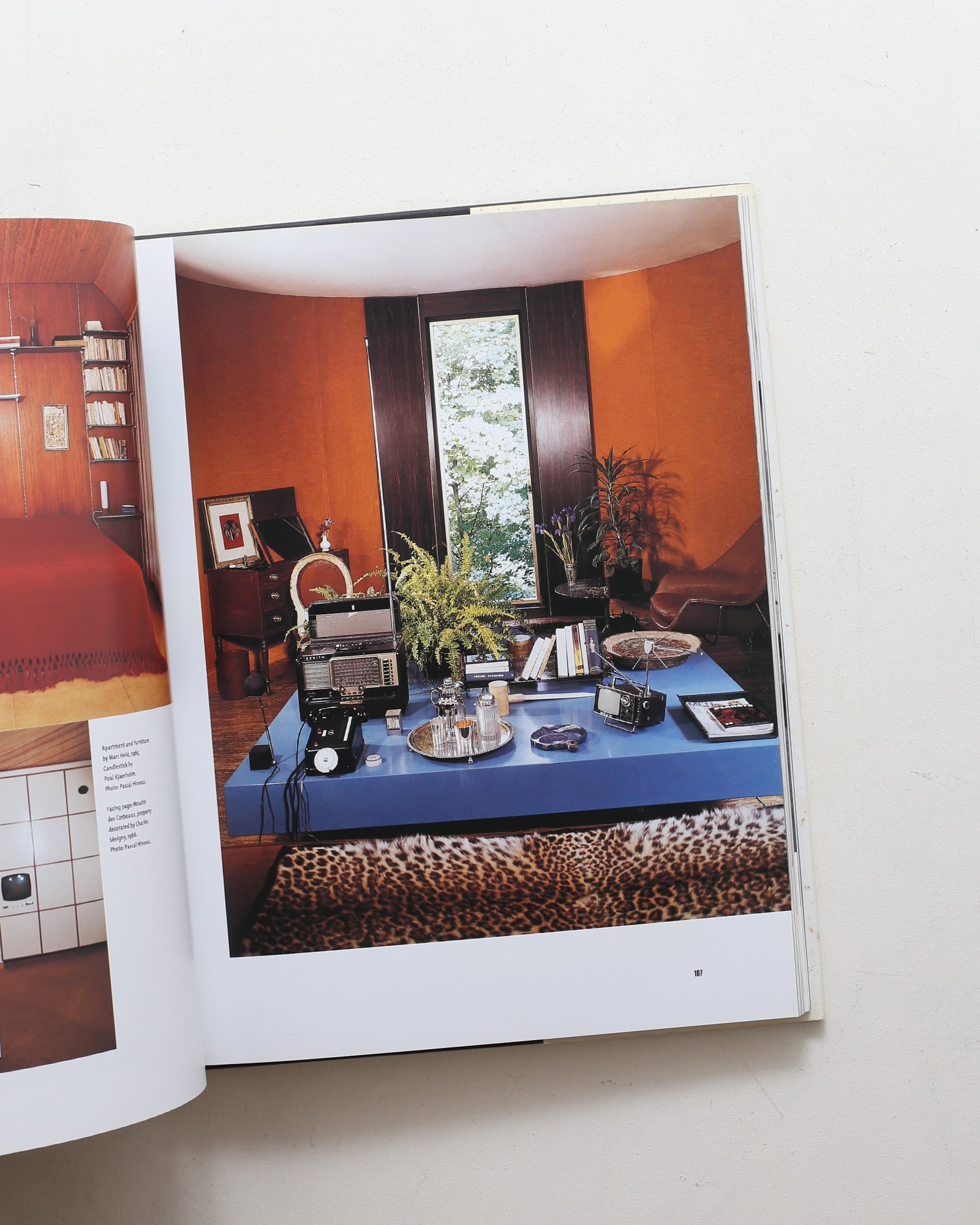 Furniture and Interiors of the 1960s | nostos books ノストスブックス