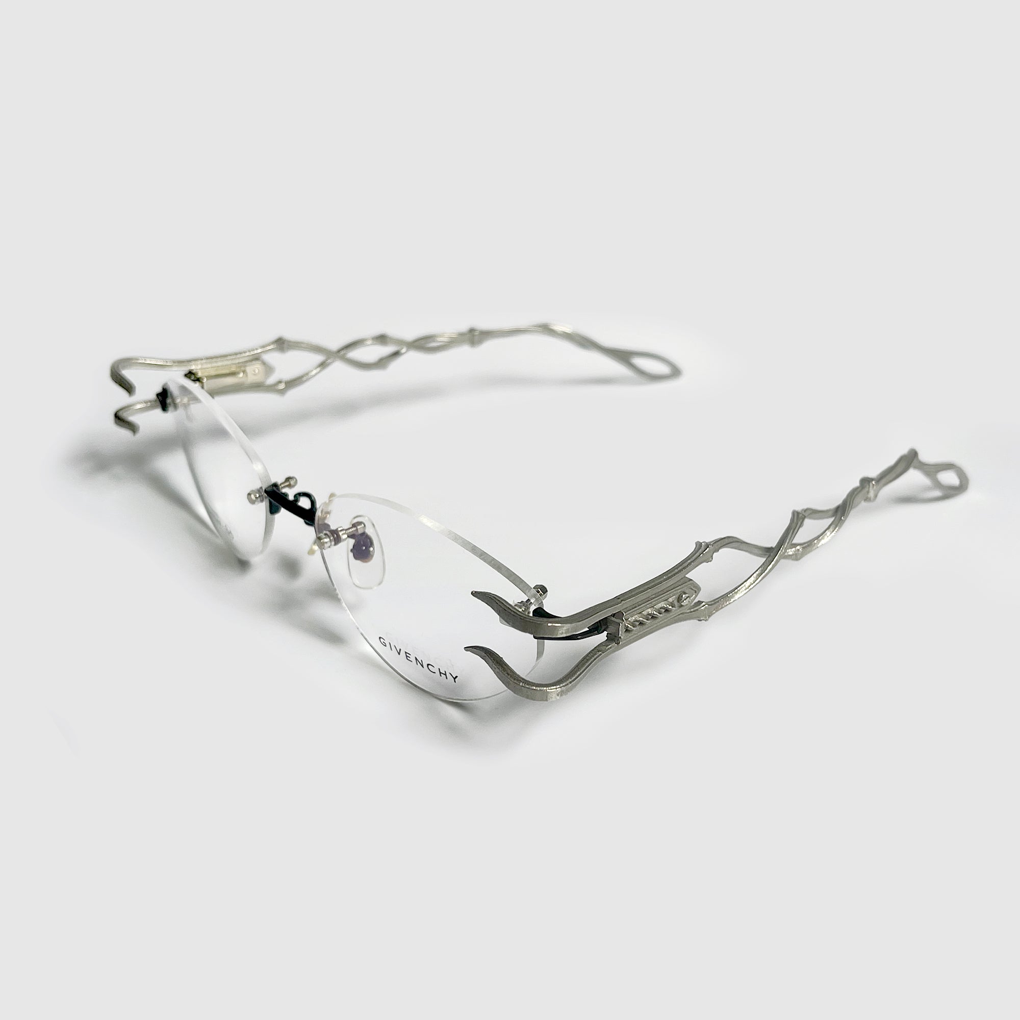 Longinus / No.4 – NRVSS