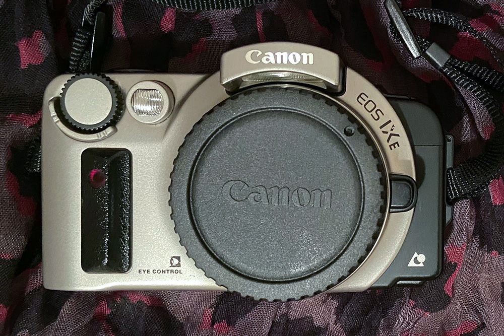 C anon一眼レフカメラ 【EOS Ⅸ】フィルム使用❗️ Canon EOS IXE APS