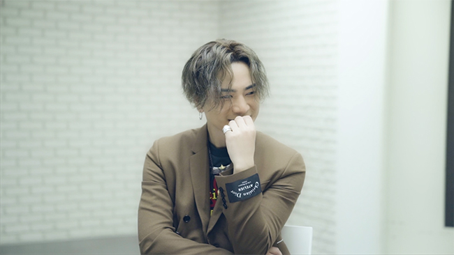 登坂広臣の撮影舞台裏を収めたスペシャルムービーを公開！ | Numero TOKYO