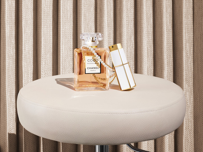 シャネルからココ マドモアゼルのパース スプレイが限定登場。パール
