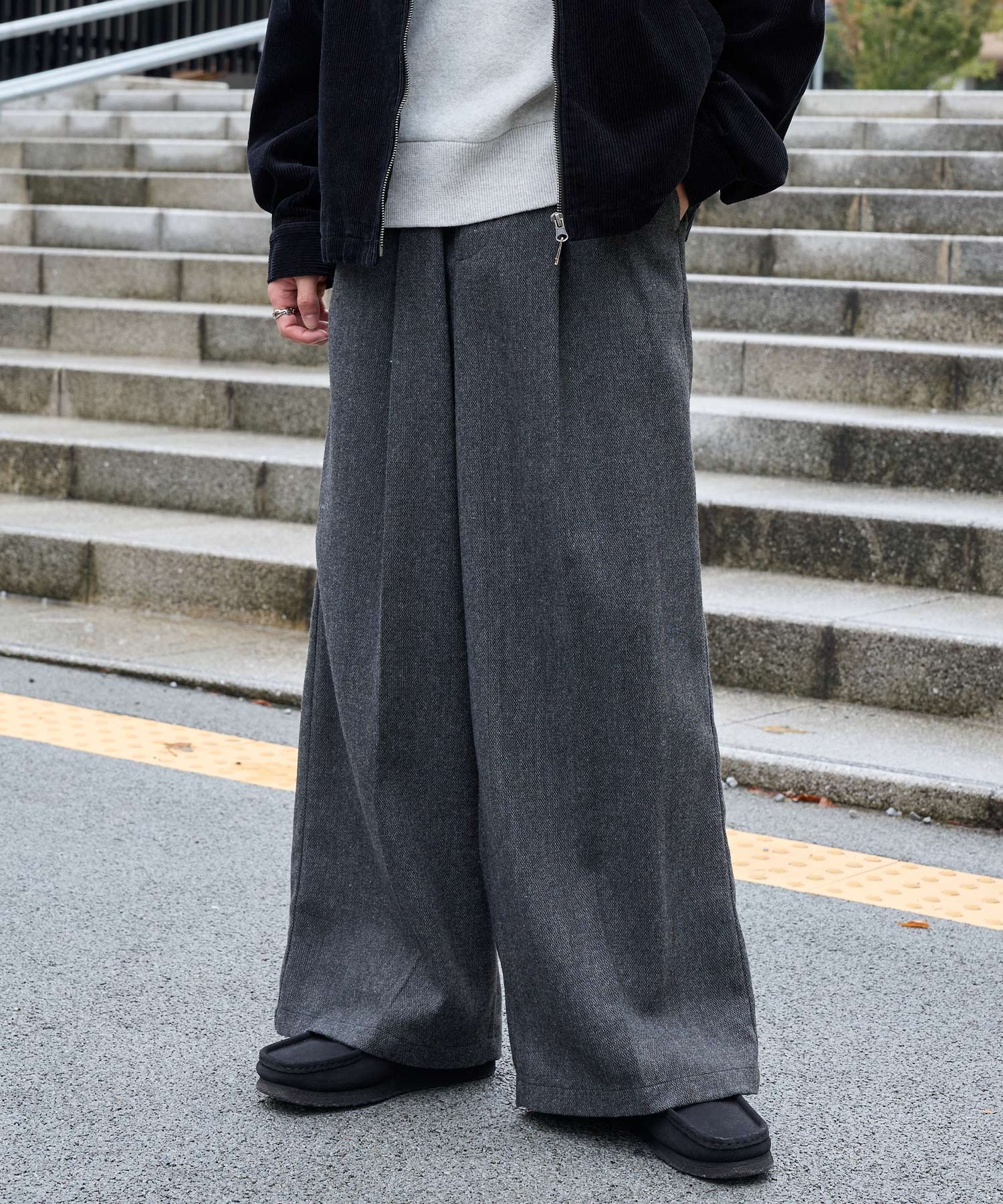 ファンクションテックツイード ワイドストレートスラックスパンツ<UV