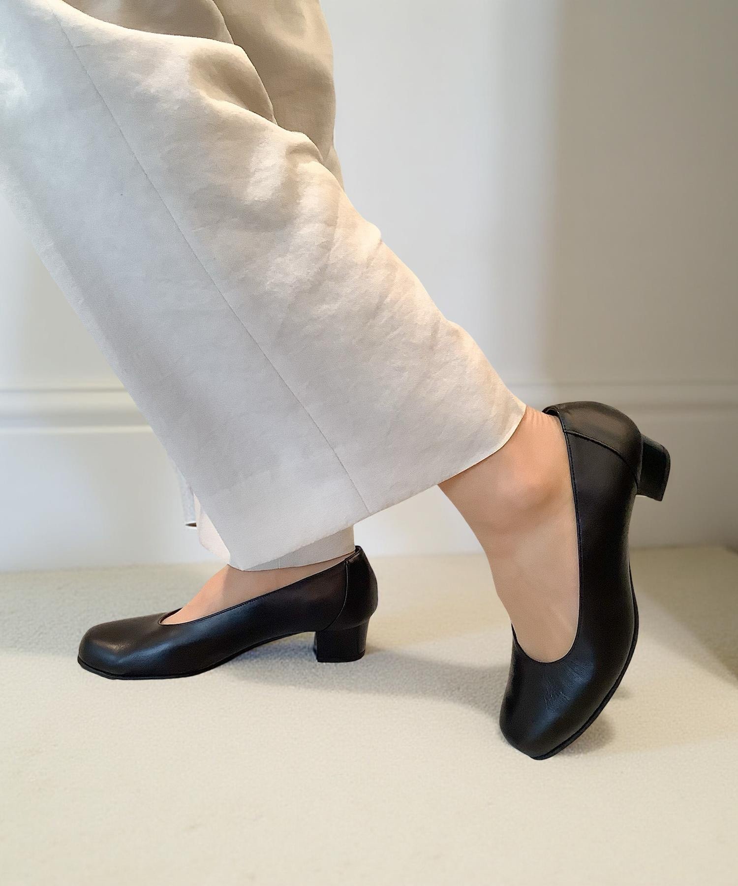 日本製／本革】3.5cmヒールパンプス blanc/bleu│Jeffrey Campbell