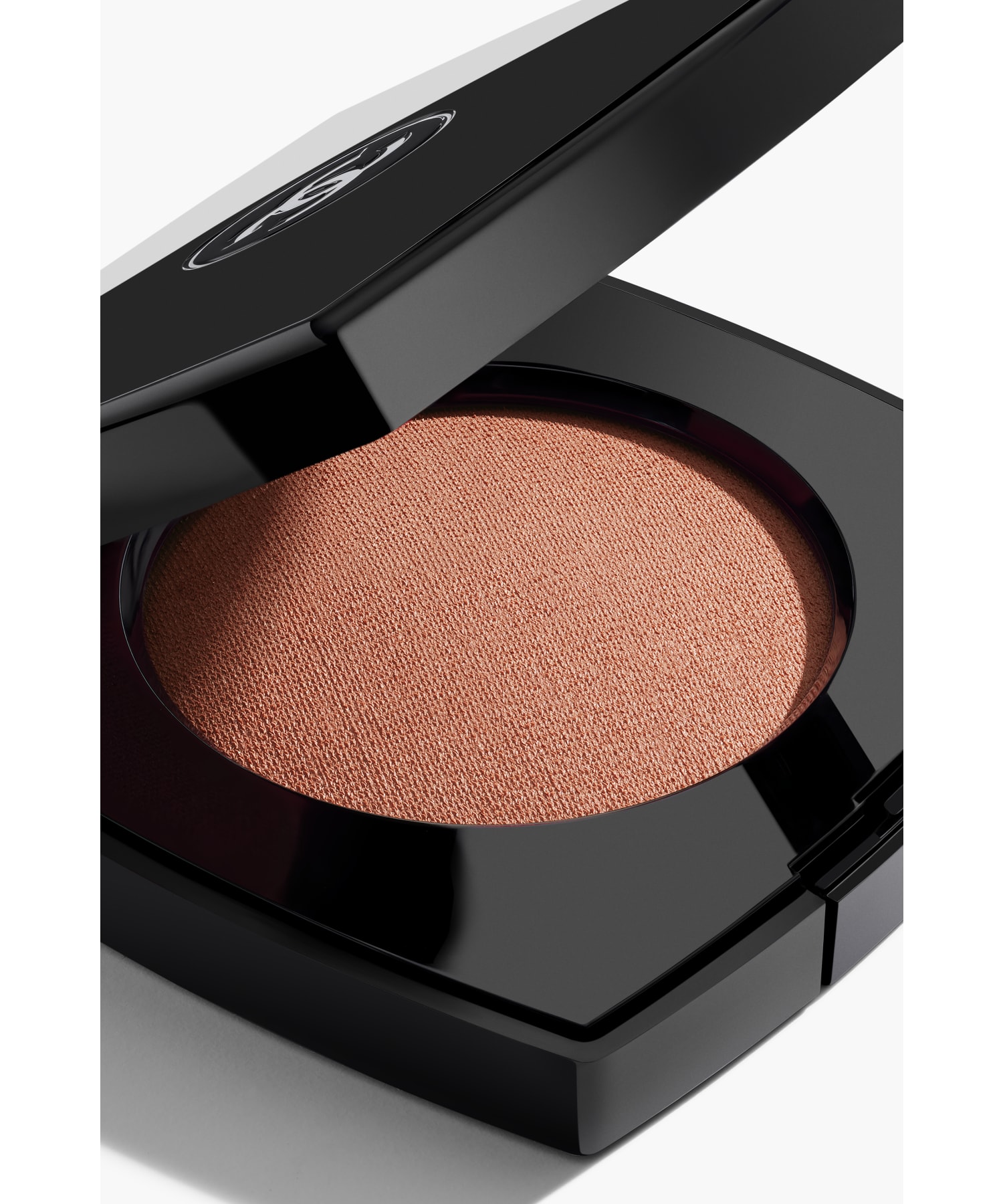 ジュ コントゥラスト アンタンス チークカラー（クリーミーな質感