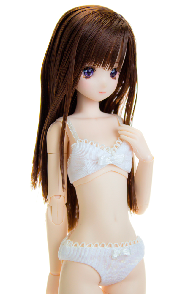 三代 静 | オビツ製作所 ドール事業部