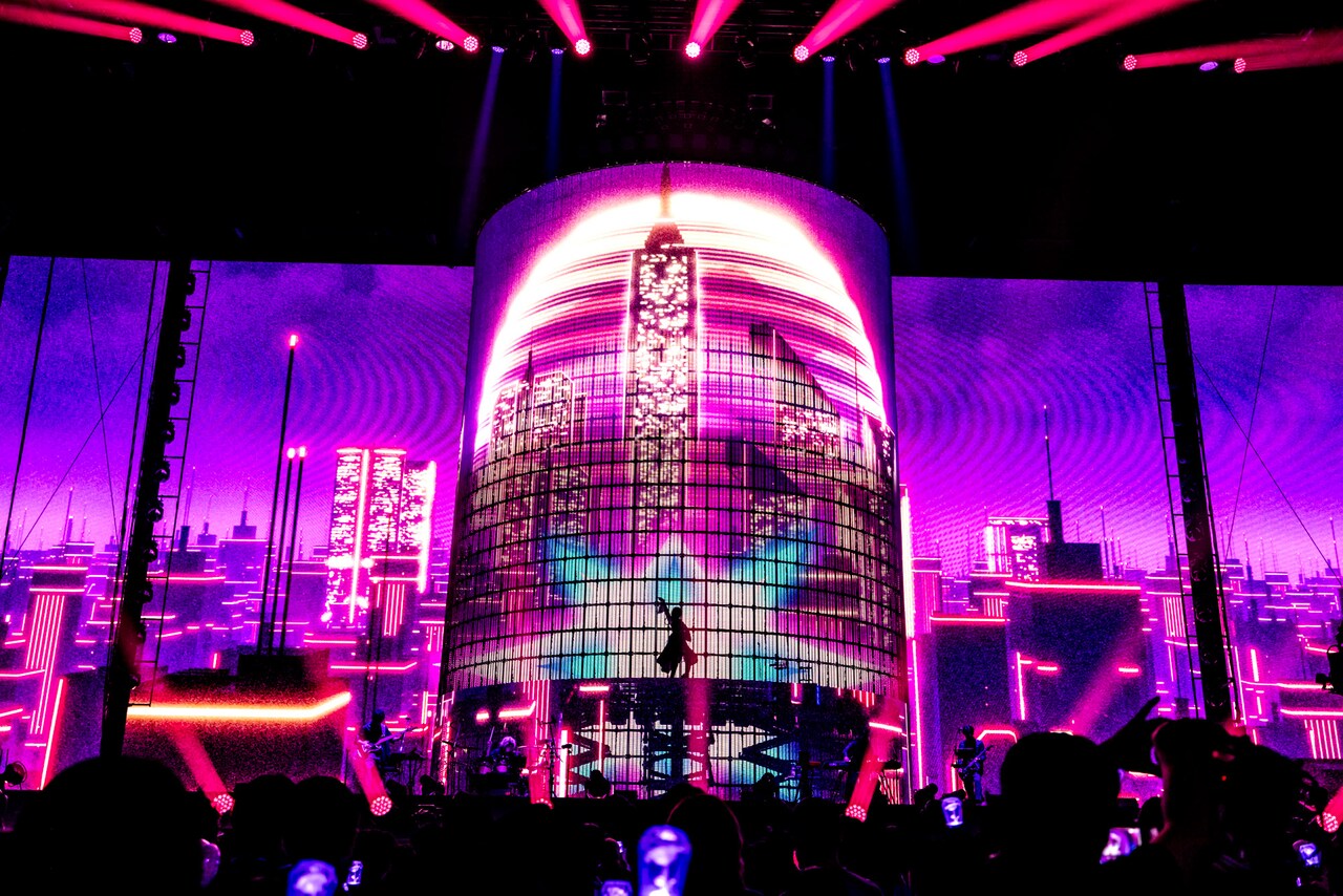 Ado DOME TOUR 2025『よだか』」東京・東京ドーム公演の様子。（Photo