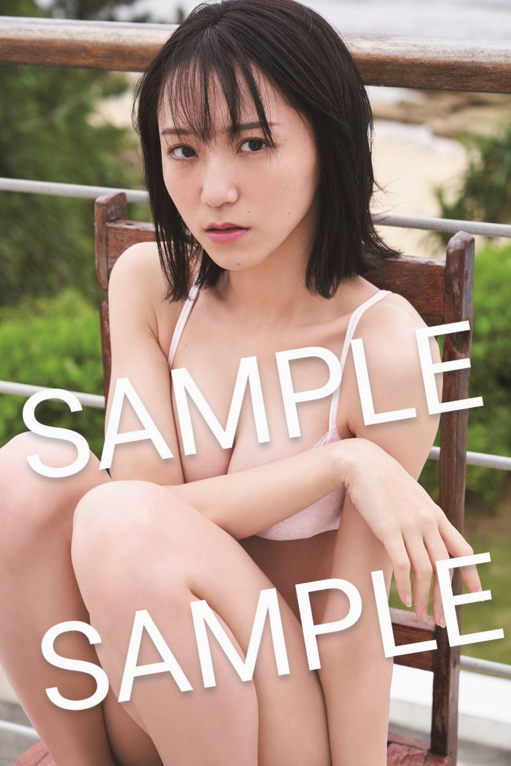 野口衣織ファースト写真集 君にしか教えない」付録ポストカード