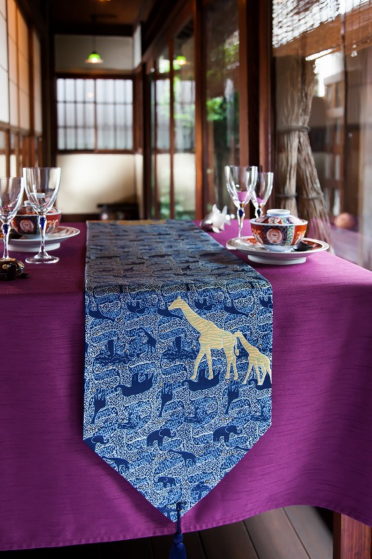 西陣織 正絹 金襴 アフリカ紋様テーブルランナー - 京都・西陣の西陣織