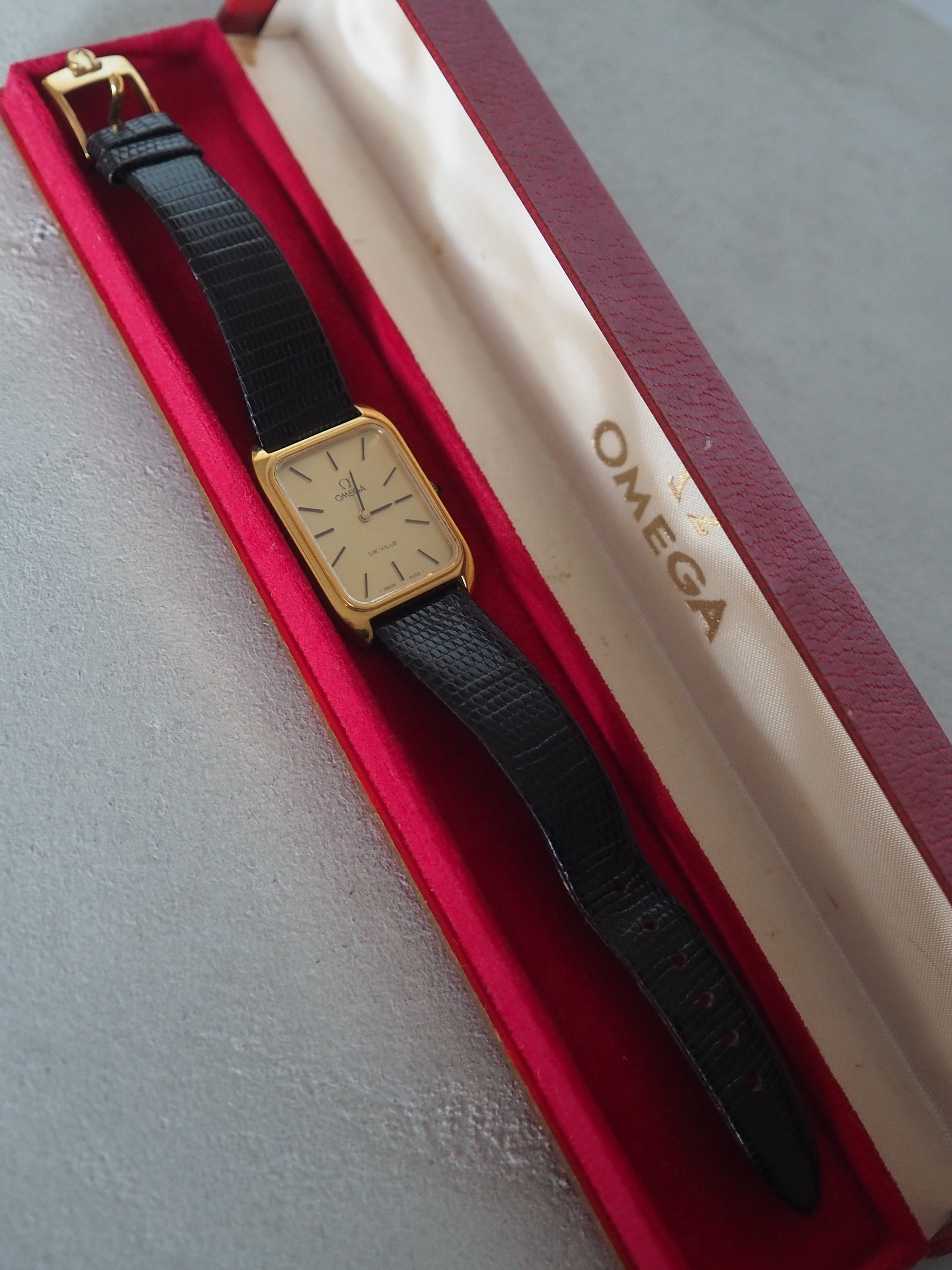 OMEGA オメガ DE VILLE デビル スクエア ウォッチ 腕時計 ゴールド