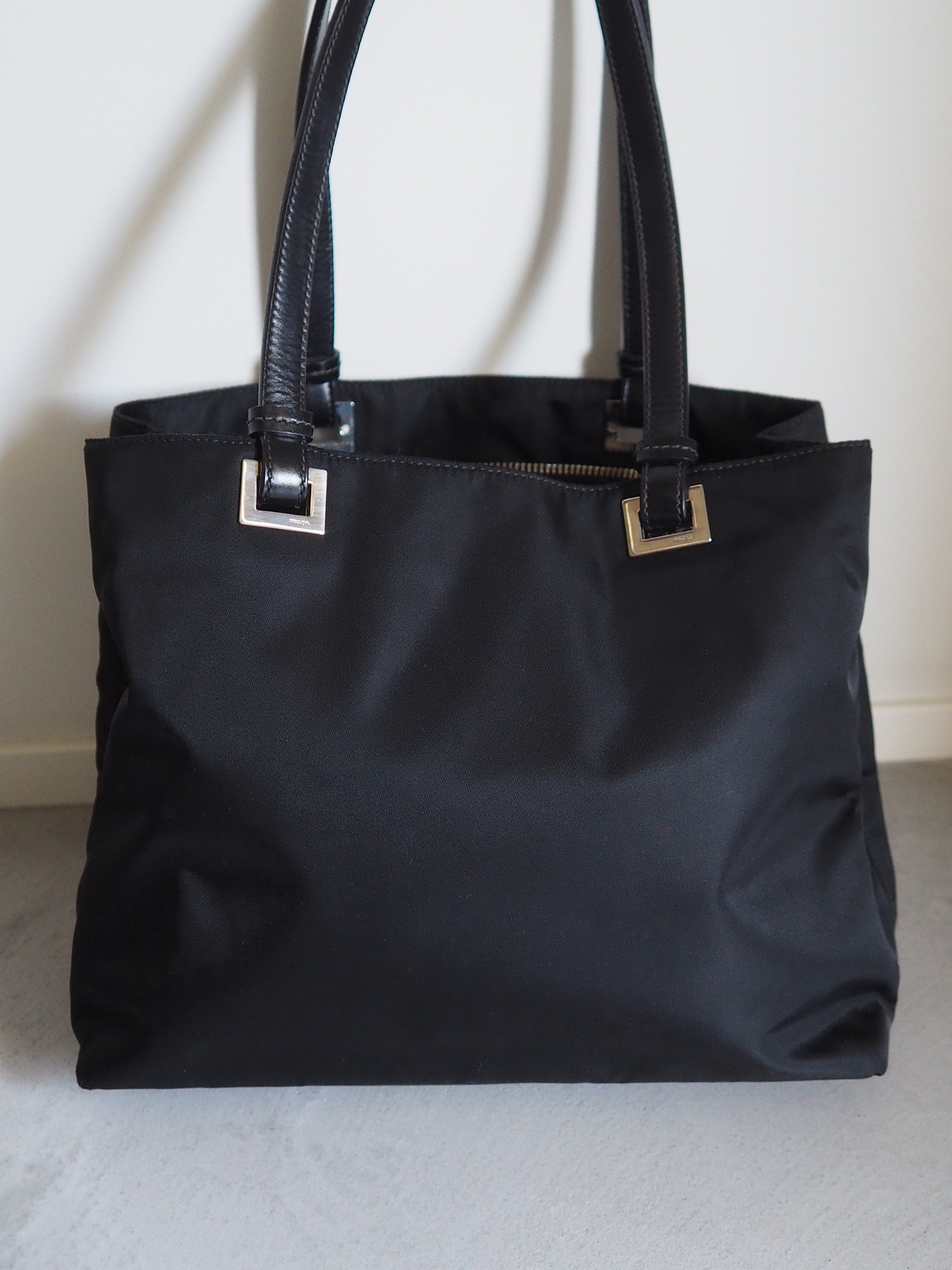 PRADA プラダ ナイロン トート ハンド ショルダー バッグ 三角 ロゴ