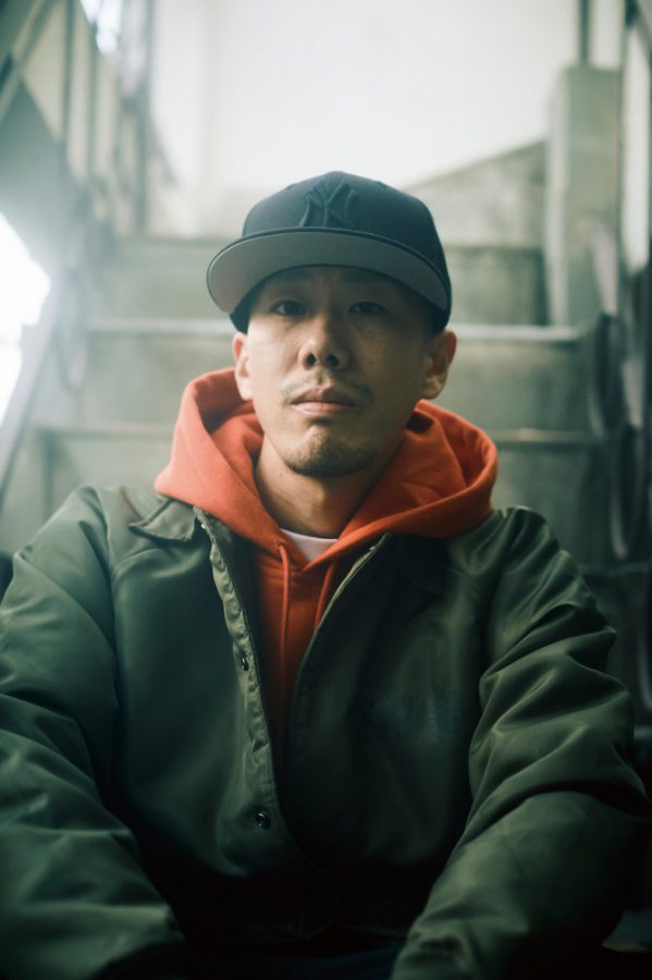 手に、耳にしたレコードのジャケットから広がる世界をNO.02ISSUGI