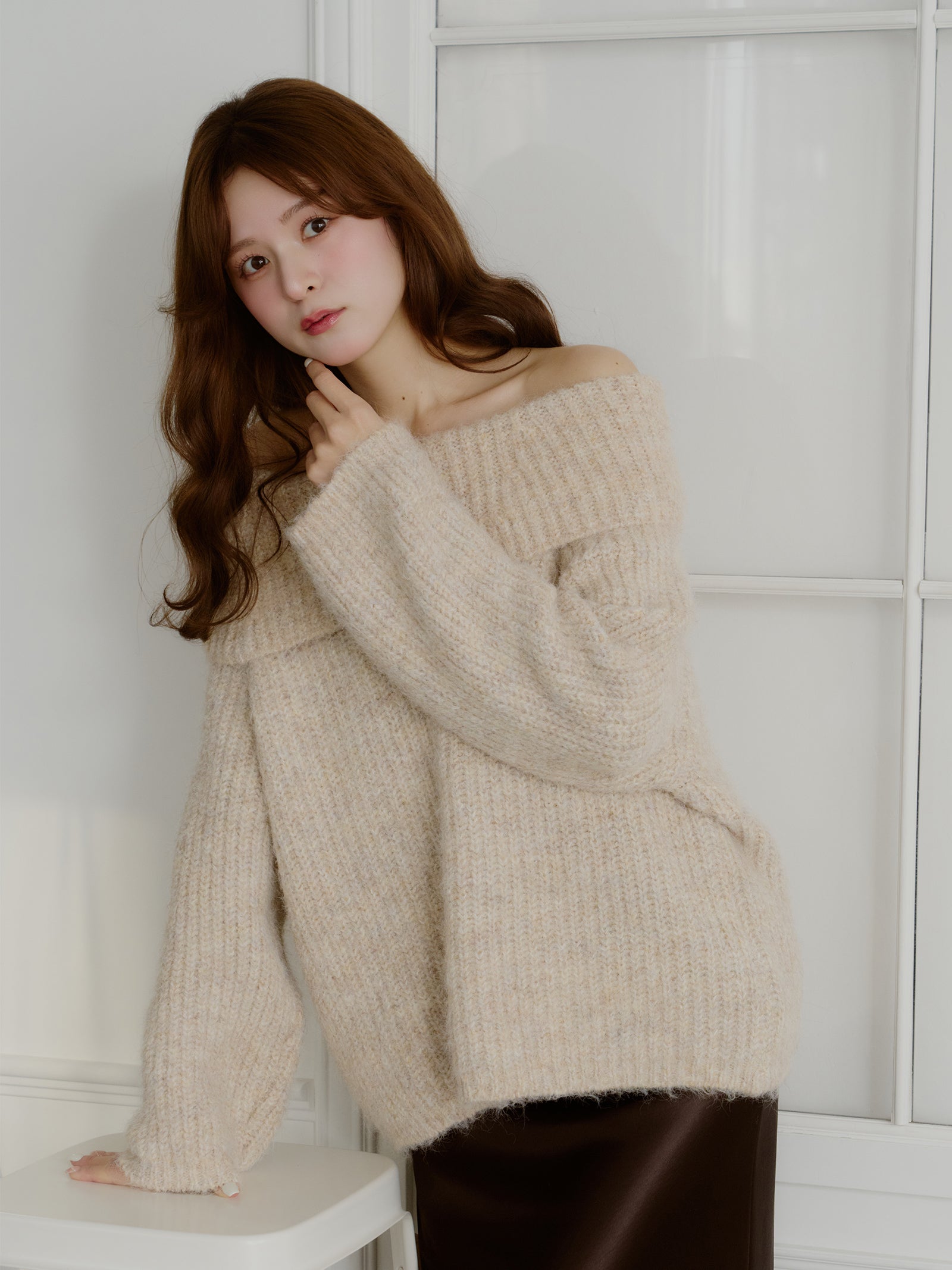 ローゲージオフショルダーニット