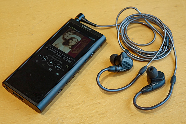 新ジャンルのステージモニターヘッドホン「IER-M9」「IER-M7」実機