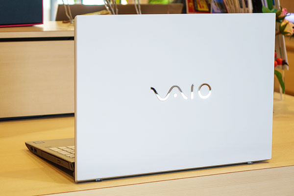 VAIO S15 ホワイト」実機レビュー！ - ONE'S- ソニープロショップ