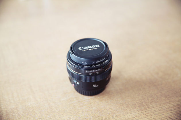 Canonの単焦点レンズEF50mm F1.4のAFが壊れたので修理に出してみた