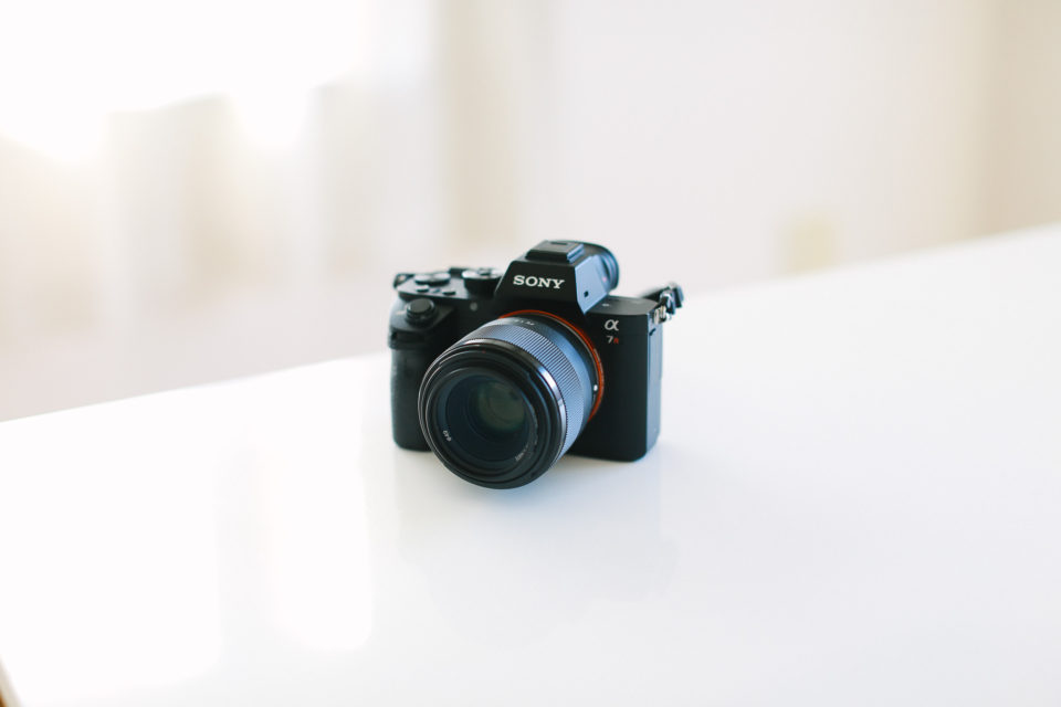 ソニーαEマウント50mm単焦点レンズ「FE 50mm F1.8（SEL50F18F）」を