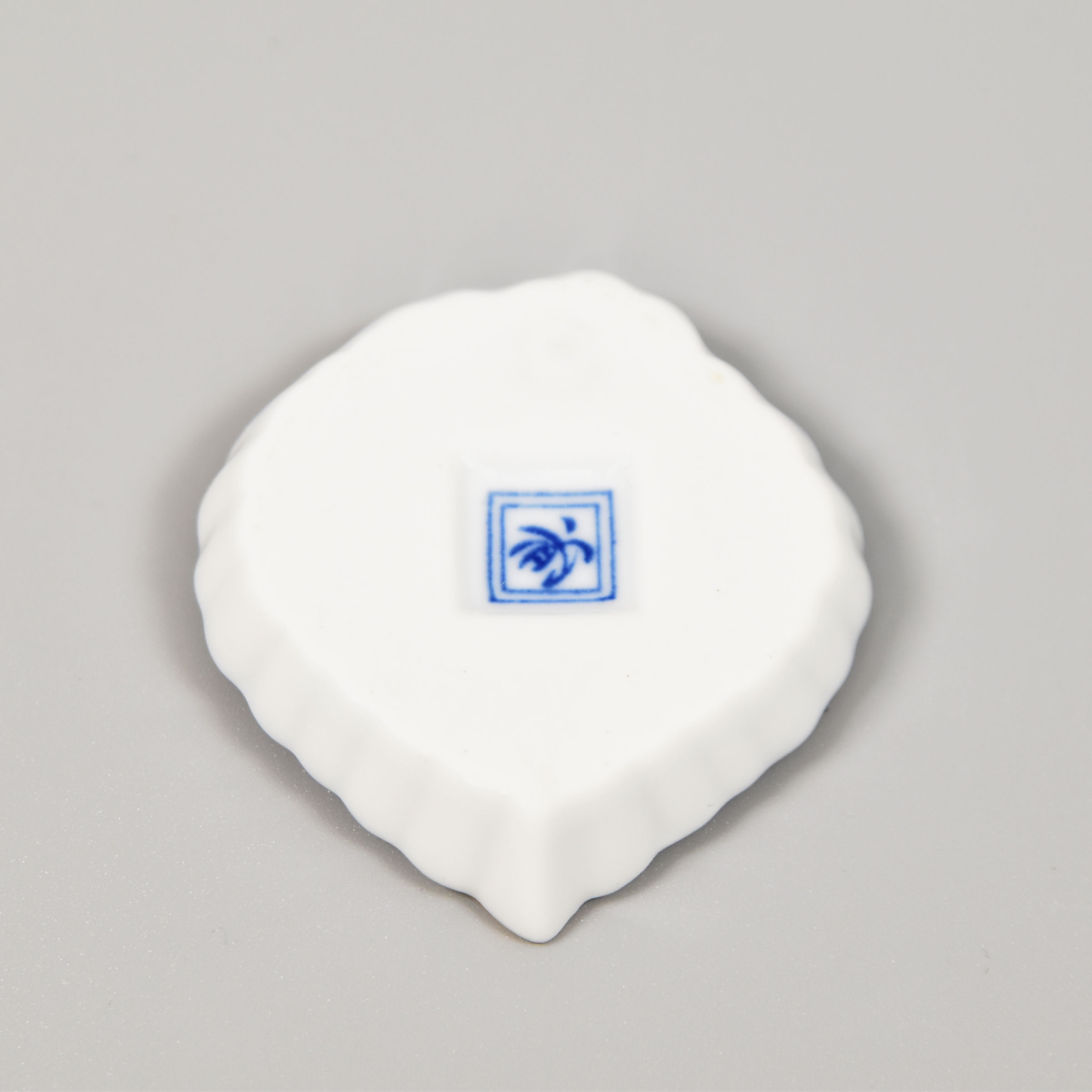 愁海棠）箸置き5個セット|有田焼の老舗-香蘭社オンラインショップ