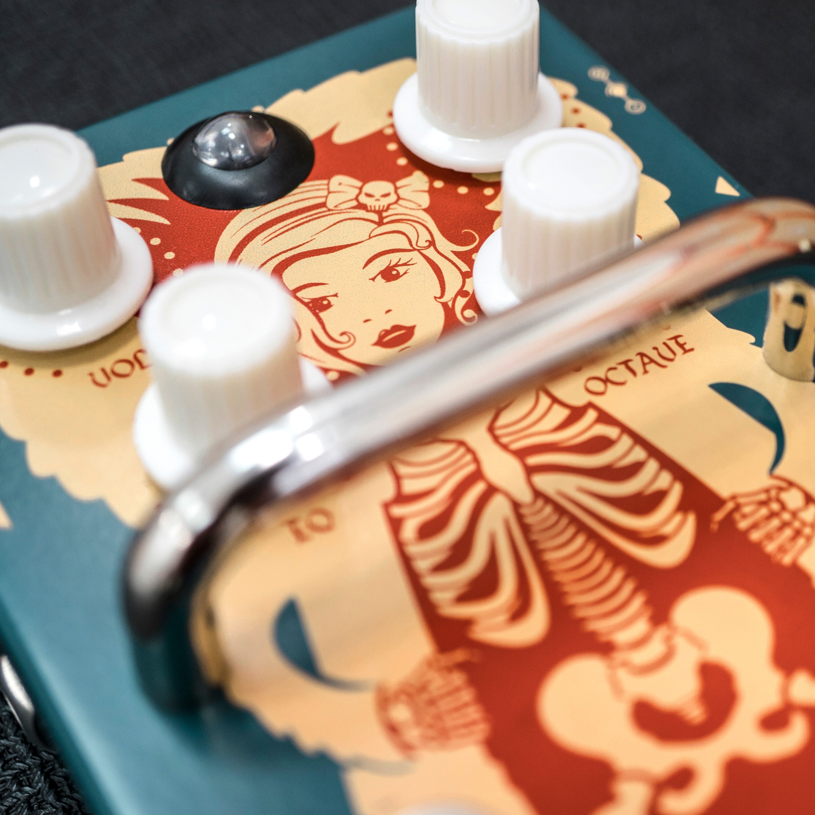 Fur Coat Vintage Fuzz Pedal | Orange Amps – Orange Music