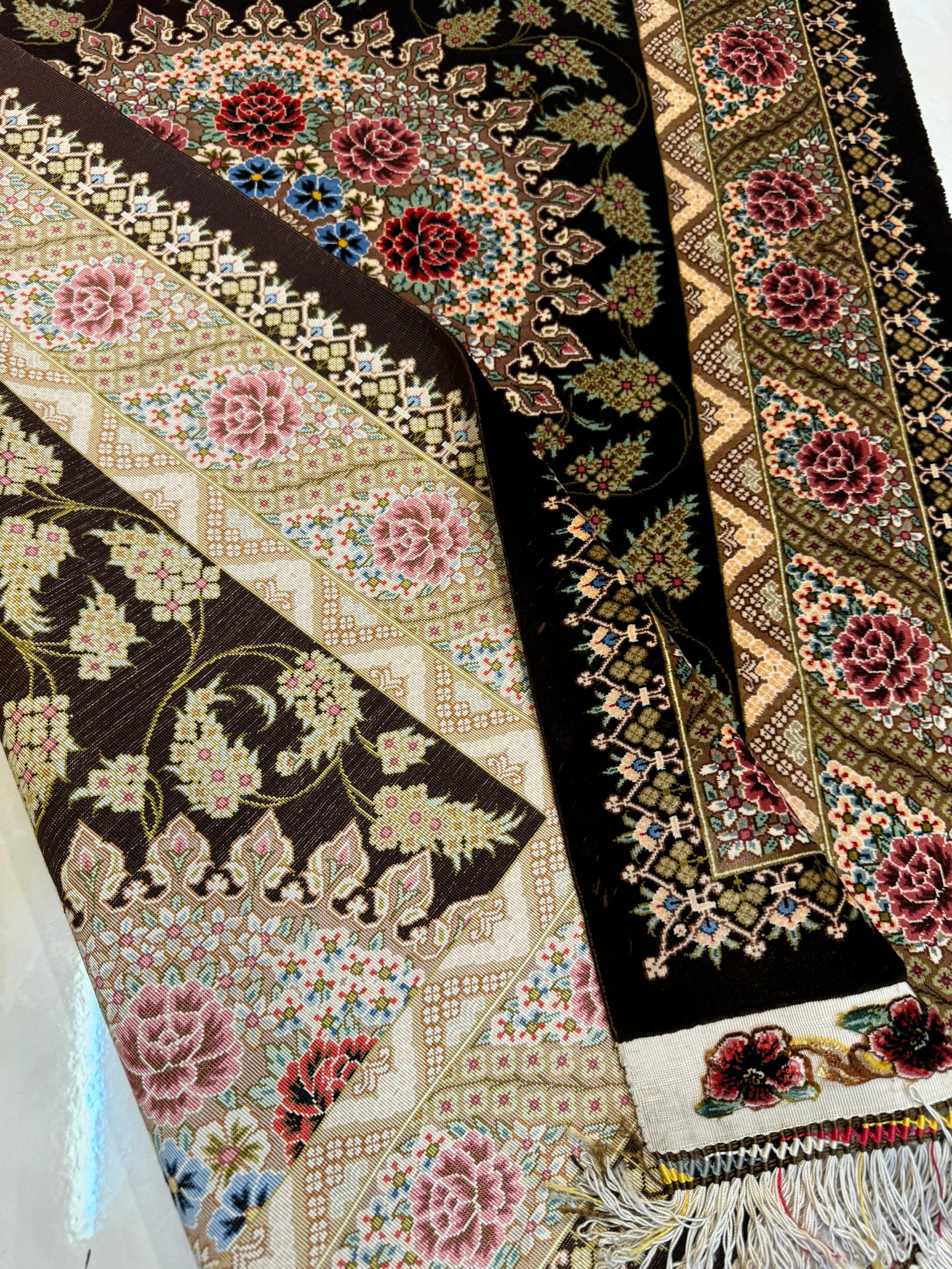 Y3134 高級ペルシャ クム産 シルク100% 手織り絨毯 80×122㎝ Y3134