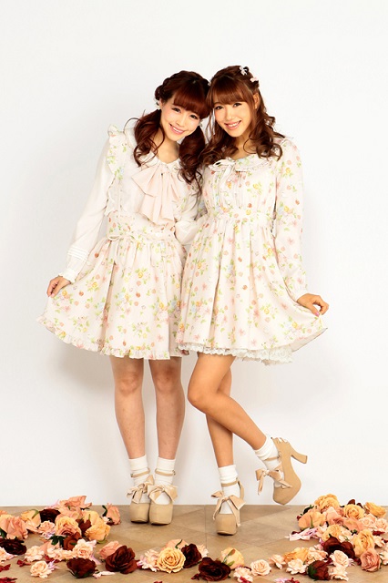 ソウルジェム＆カップモチーフがかわいい！ ガーリー系ブランド『LIZ