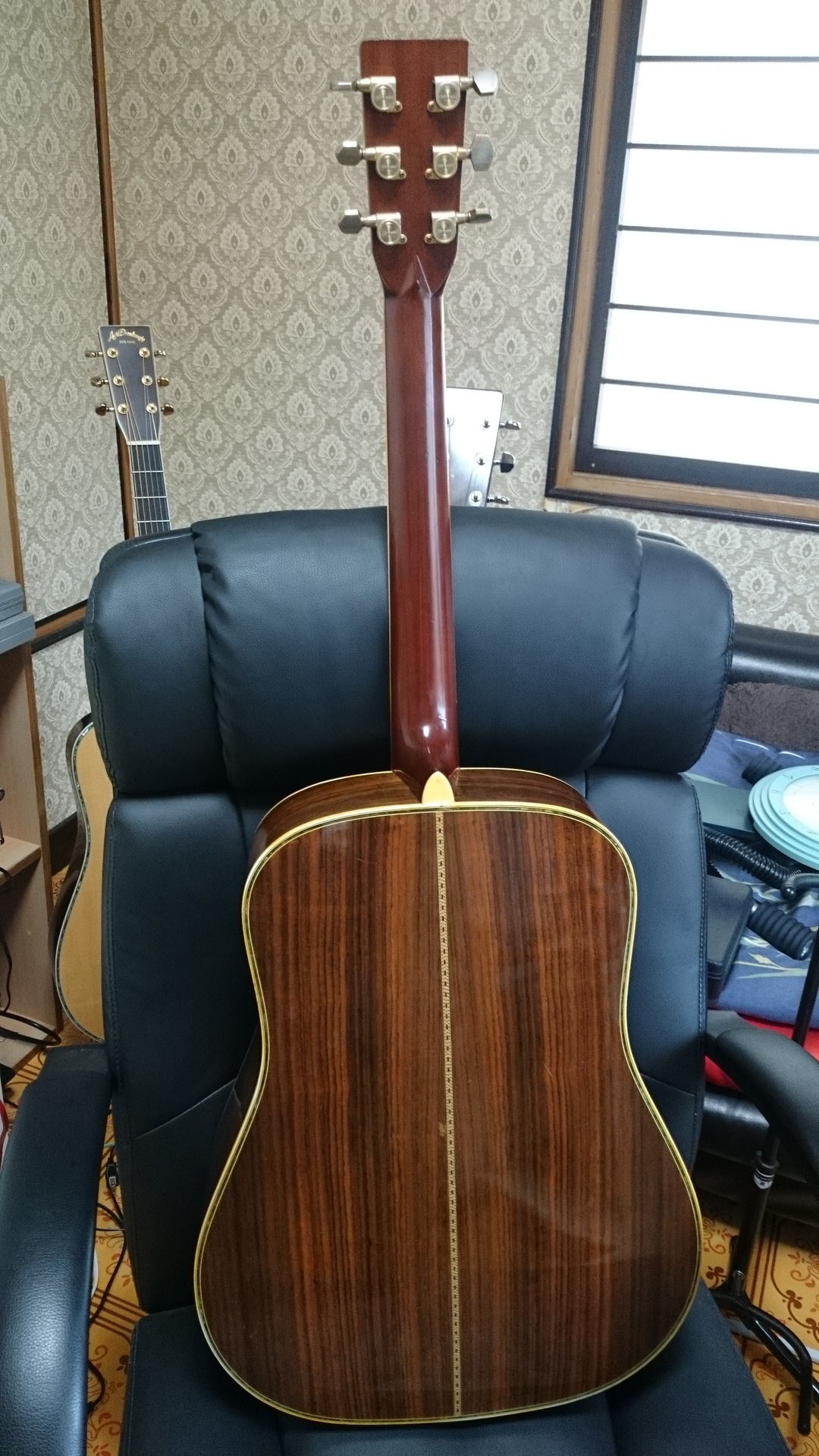 Yamakiのレア・モデル入手: オヤジの挑戦TK□趣味のギター弾き語り