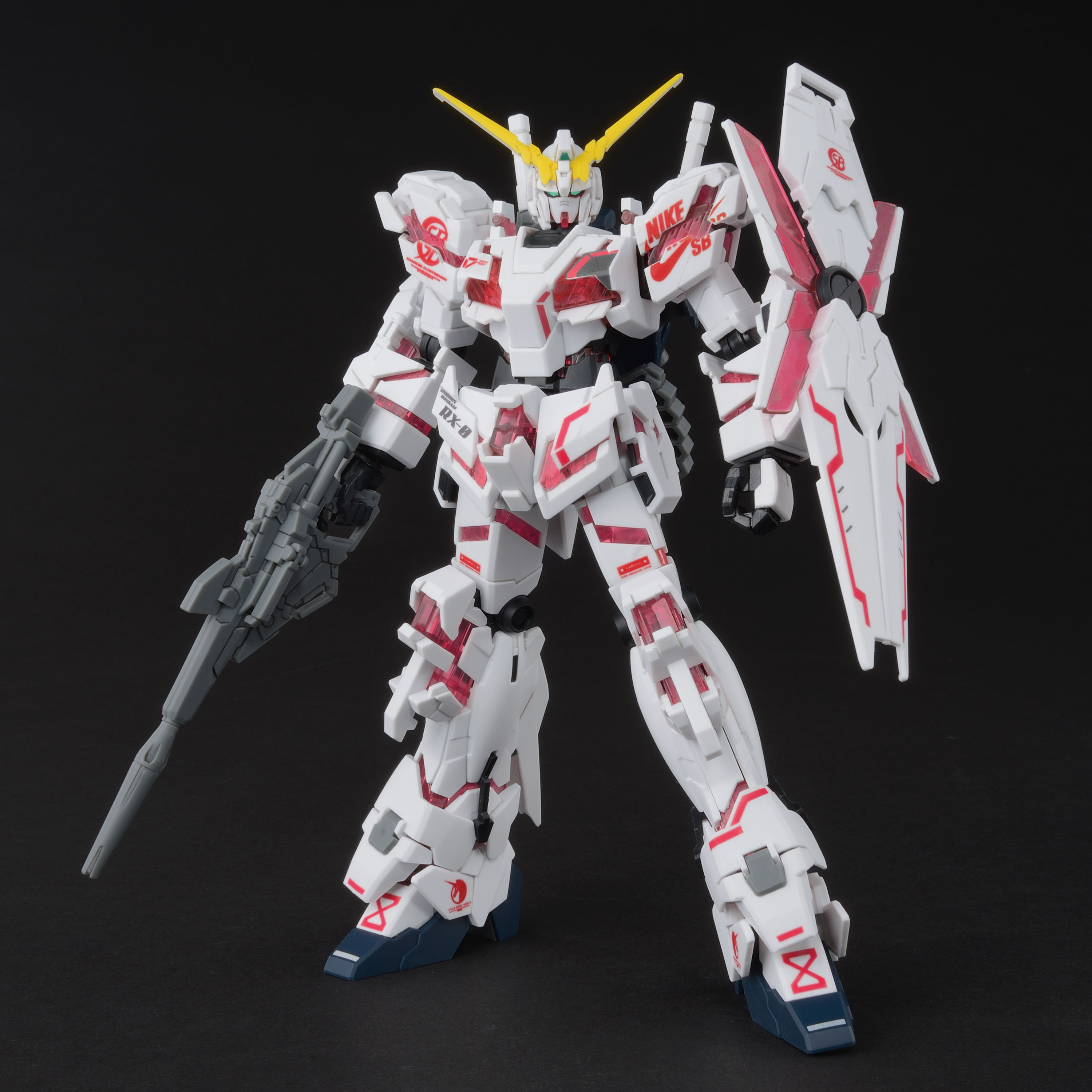 HG 1/144 UNICORN GUNDAM (DESTROY MODE) Ver.NIKE SB | GUNDAM