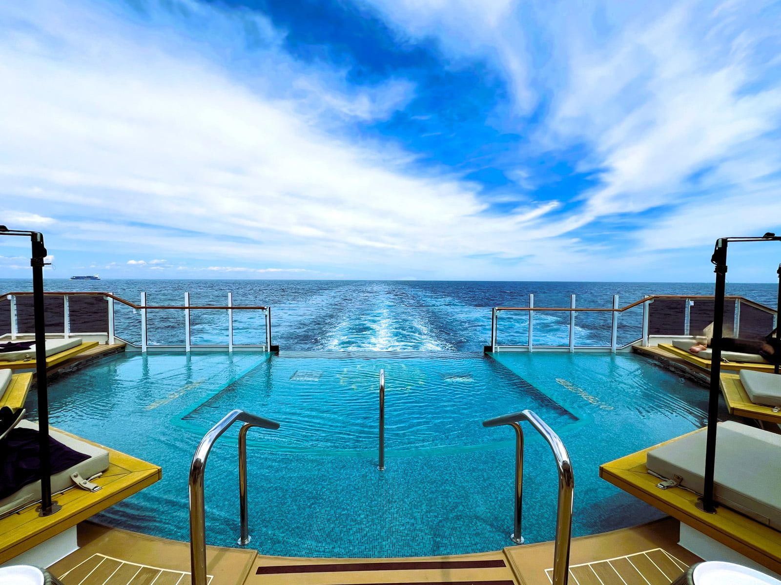 海とつながる上質な時間 エクスプローラⅡで味わうラグジュアリー