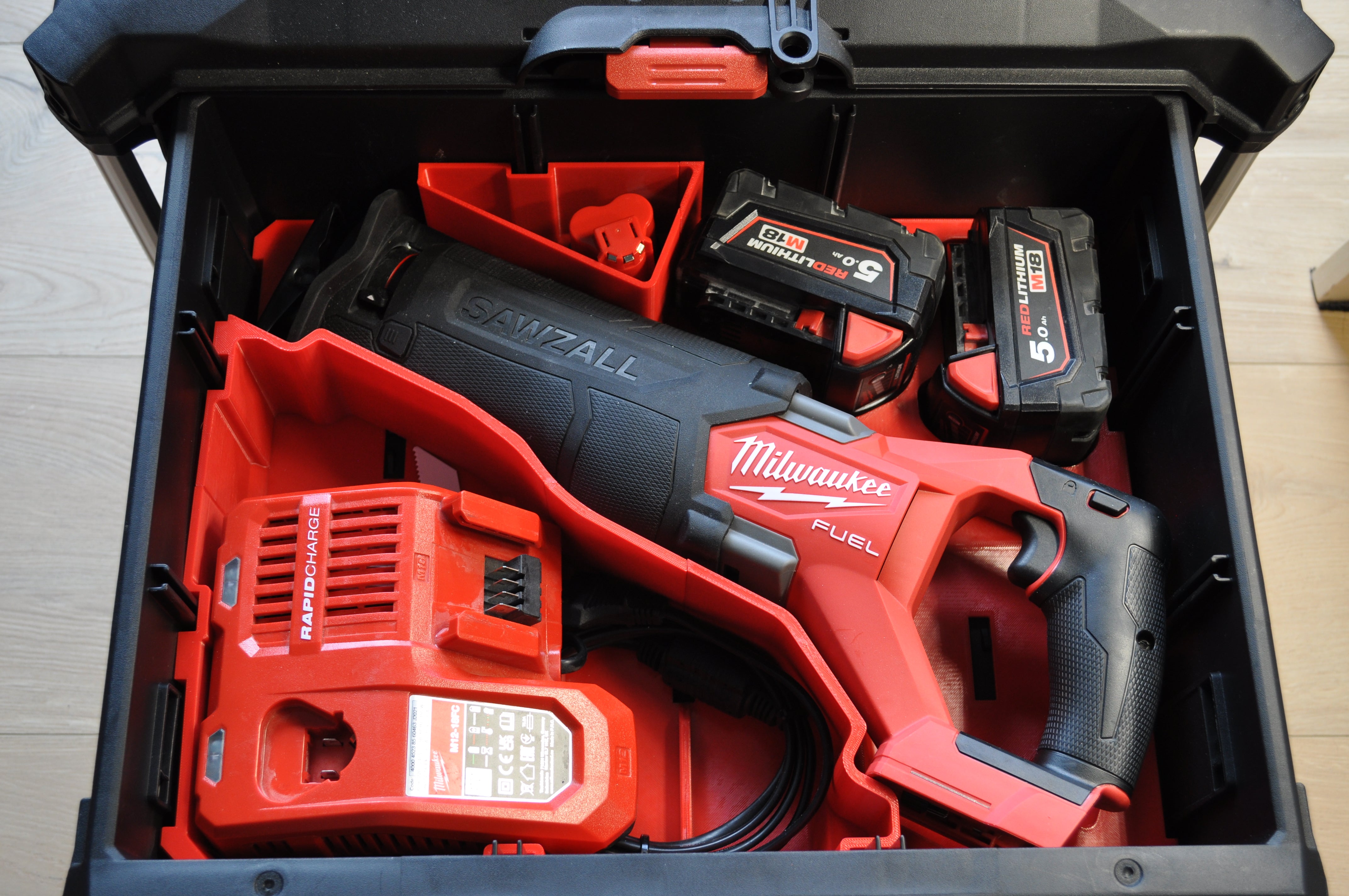 M18 FUEL Sawzall – Packout Inserts by Vork Design