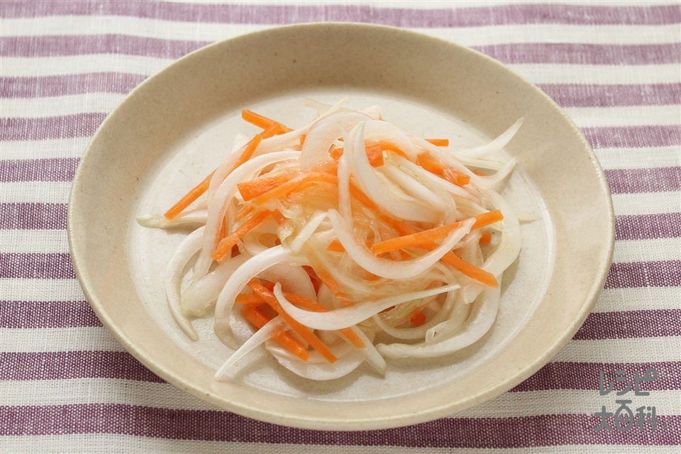 新玉ねぎとにんじんのナムルのレシピ・作り方・献立｜レシピ大百科