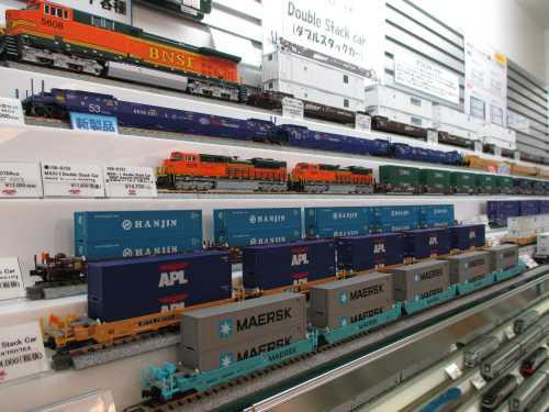 世界の車両から】本日は、ダブルスタックカーを紹介します。ダブル