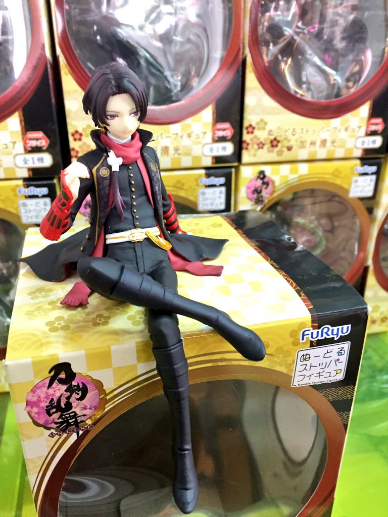 刀剣乱舞の加州清光が優雅に座るこのフィギュア。侮ることなかれ