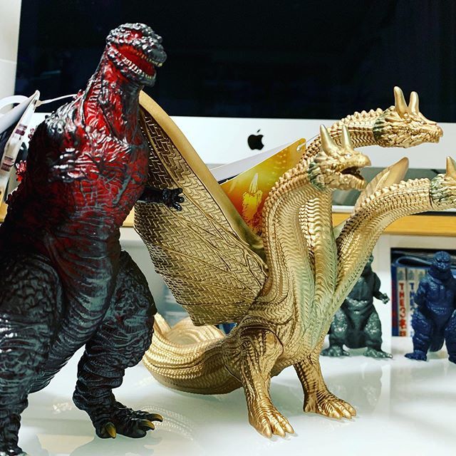 後輩の彼女さんがUSJに行くということで、お願いして買ってきてもらい