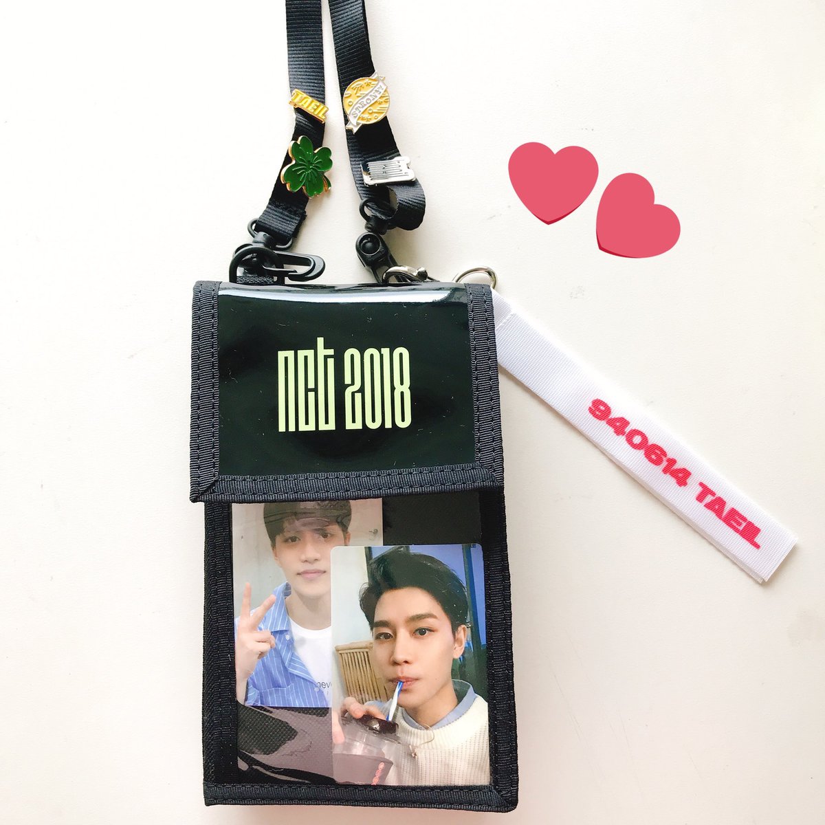 東方神起もNCTもEXOペンミで売られてたチケットホルダーと同じのだし