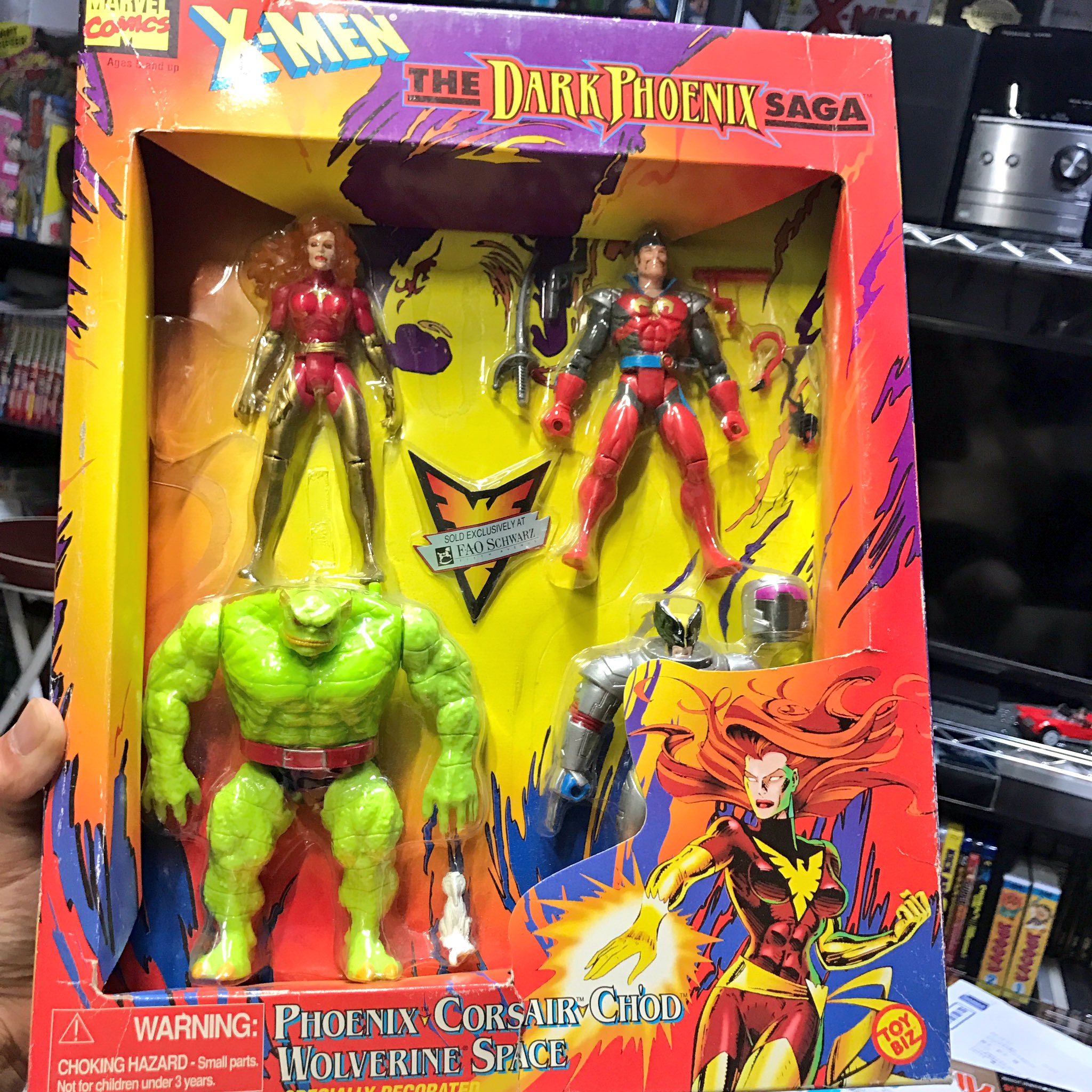 トイビズ X-MEN ダークフェニックスマーベル フィギュア