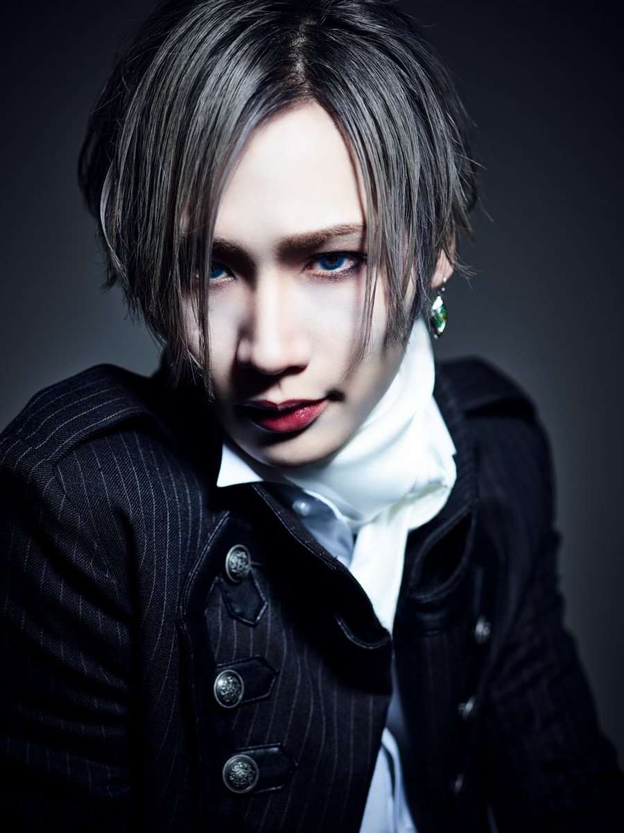 キズ】 チケ発まであと〈3〉日 ー最新アーティスト写真公開ー キズ四