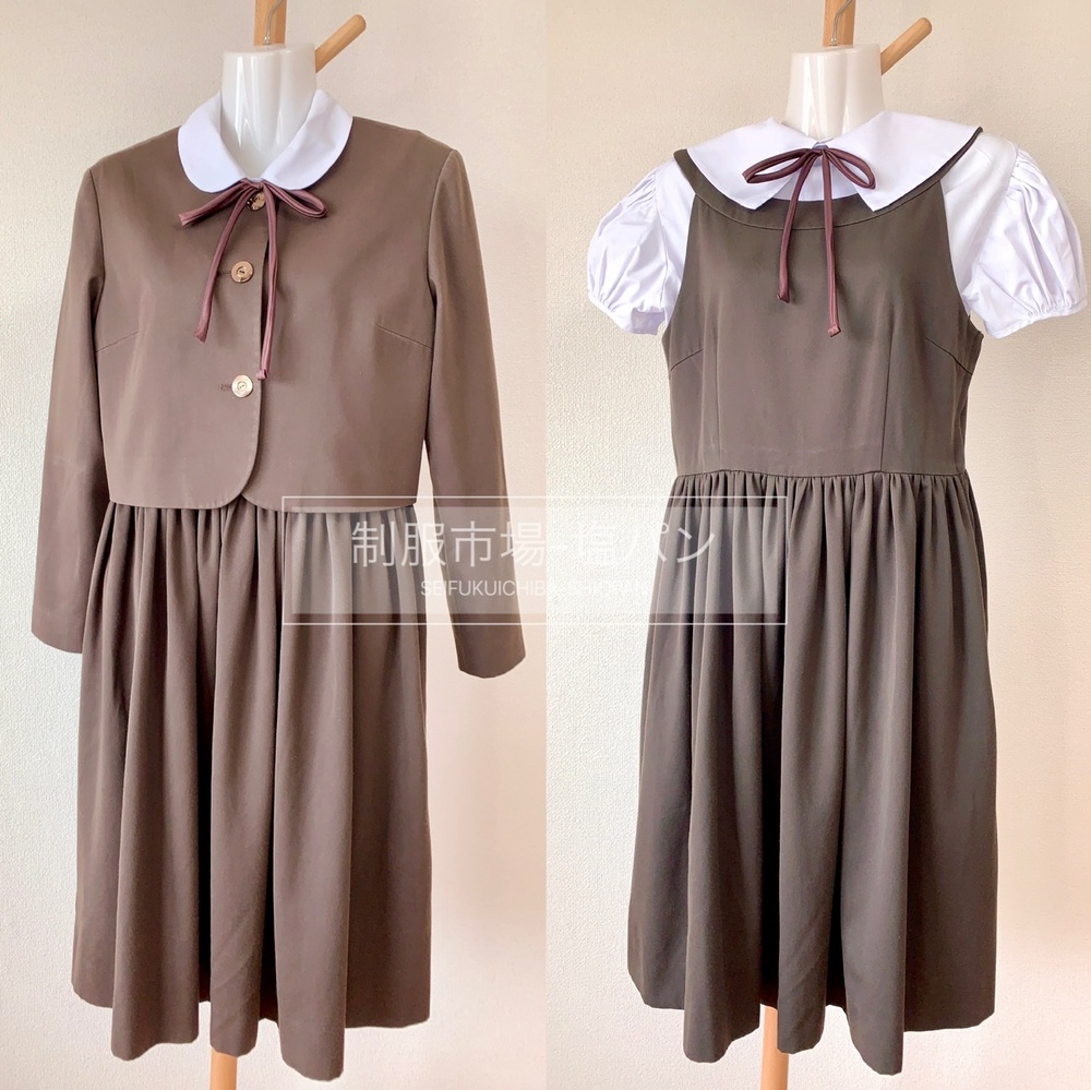 兵庫県 宝塚音楽学校附属（宝塚コドモアテネ） 冬服夏服セットが出品