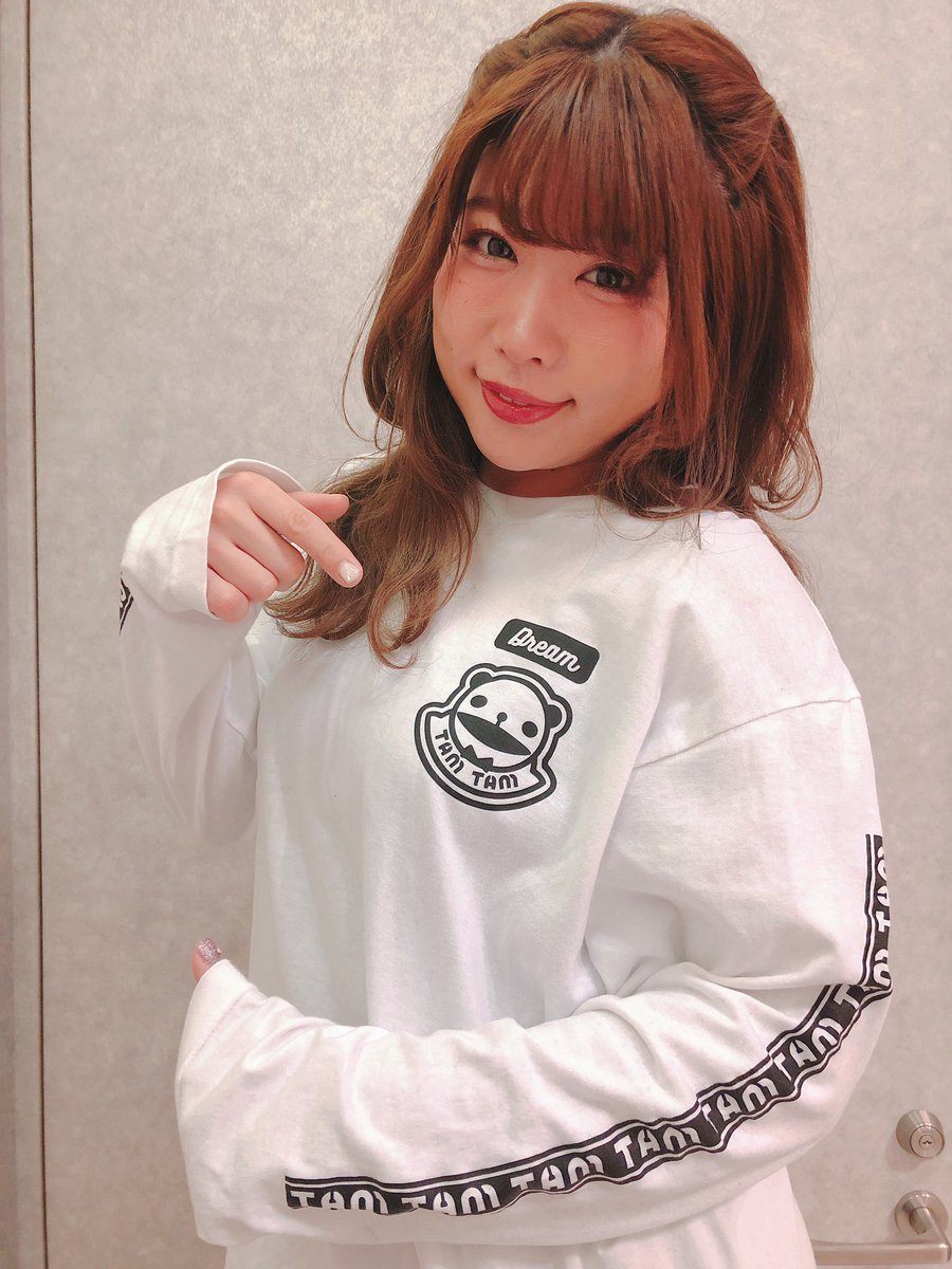 🔹新発売グッズ情報 中野たむロングTシャツ 定価/5,000円 サイズS〜2XL